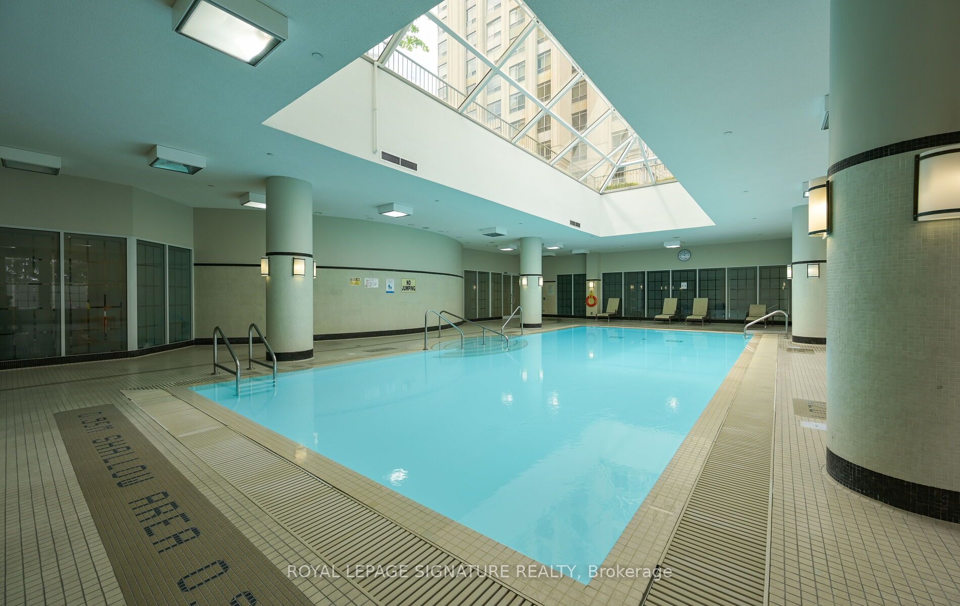 #1126 - 25 Kingsbridge Garden Circle Property Photo 46