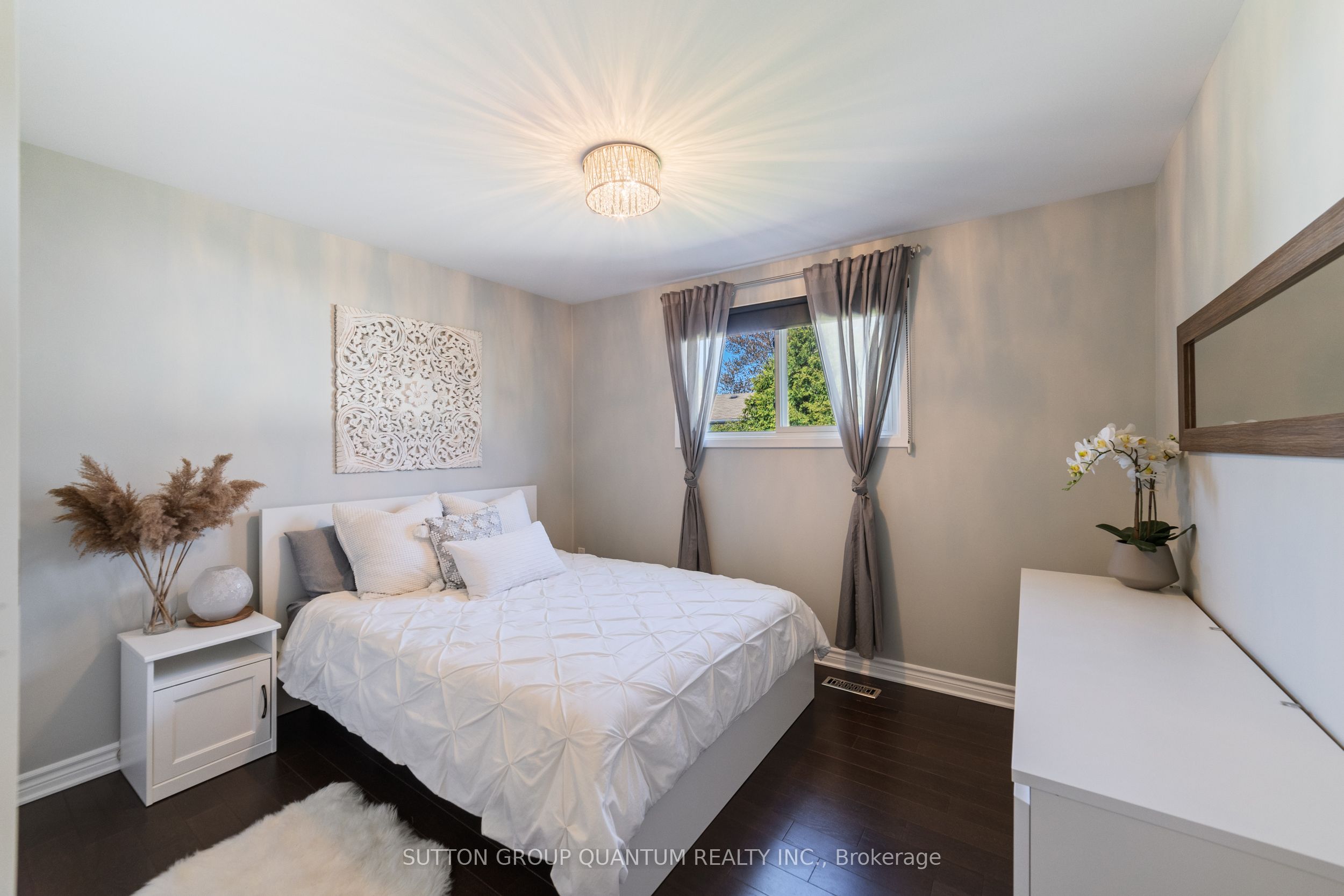#44 - 5475 Lakeshore Road Property Photo 18