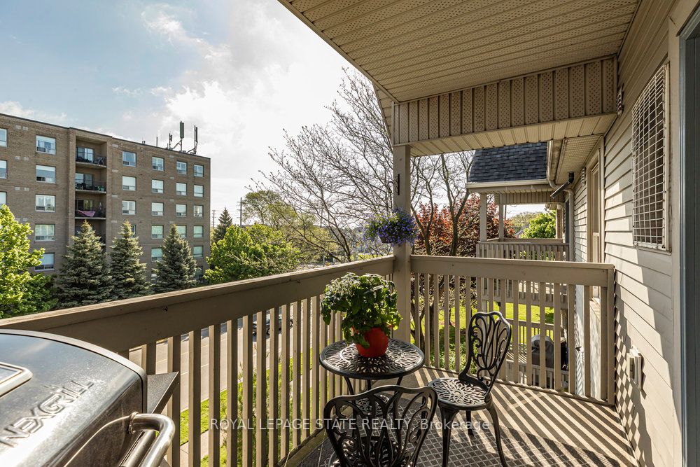#322 - 2010 Cleaver Avenue Property Photo 6
