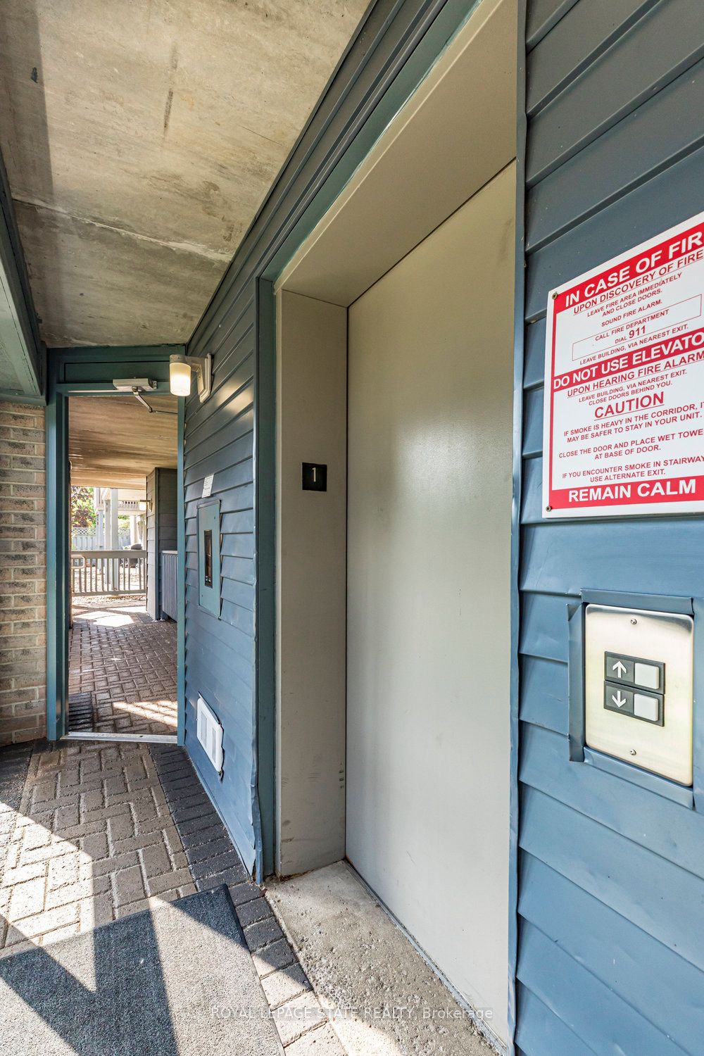 #322 - 2010 Cleaver Avenue Property Photo 35