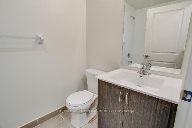 #505 - 39 Annie Craig Drive Property Photo 16