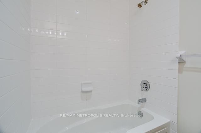 #505 - 39 Annie Craig Drive Property Photo 17