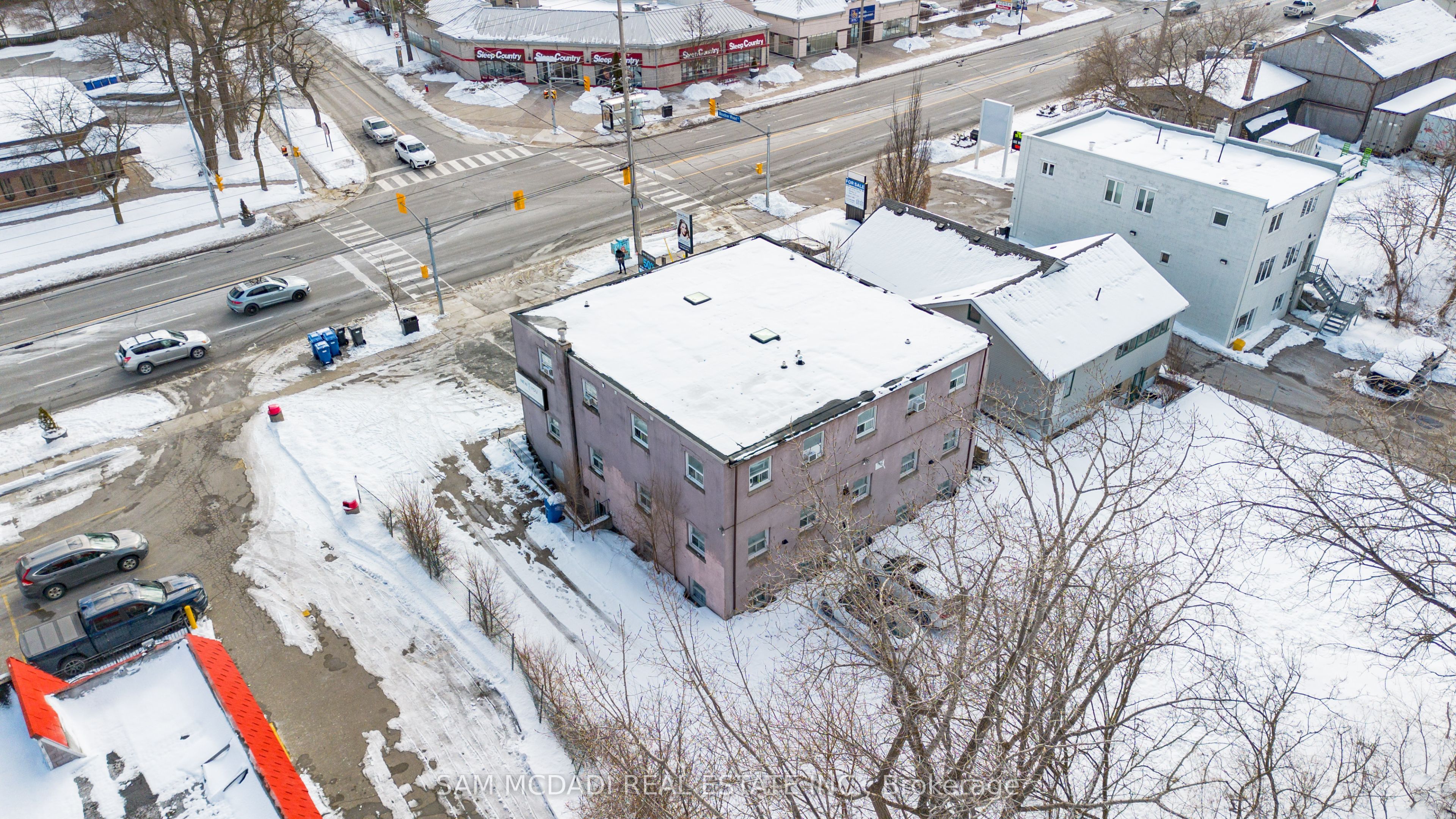 1651 Lakeshore Road W Property Photo 19