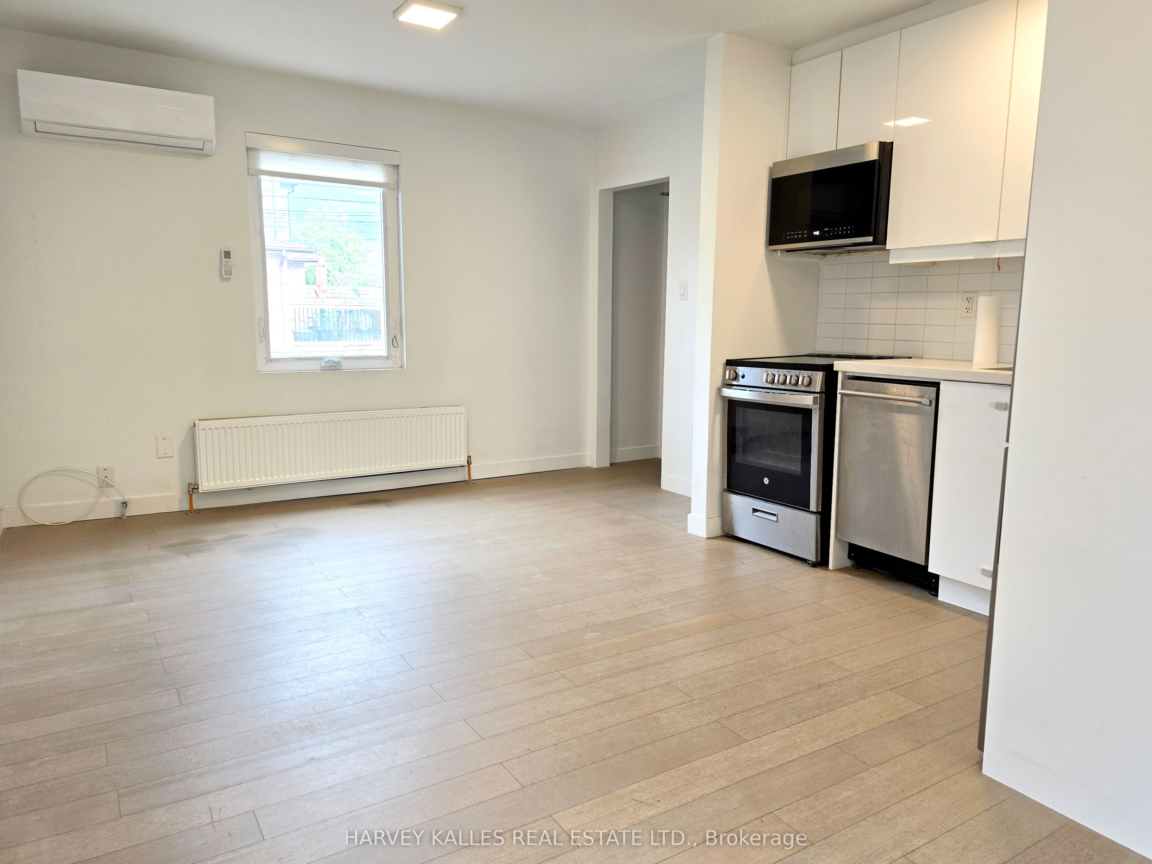 521 Brown's Line Property Photo 3