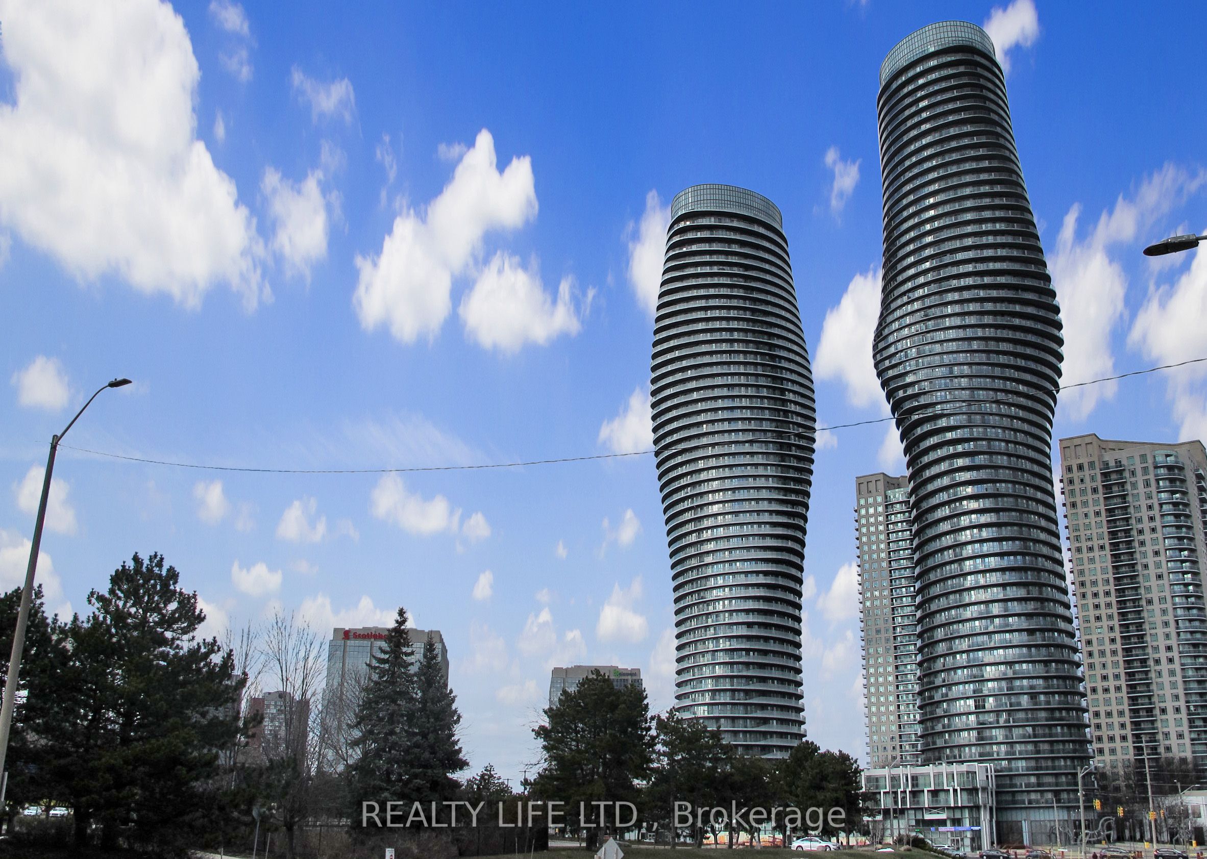 60 Absolute Avenue 1401 Property Photo 1