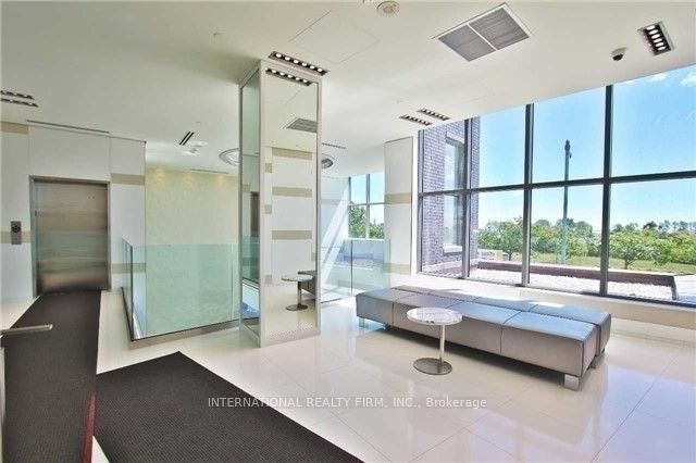 110 Marine Parade Drive 507 Property Photo 4