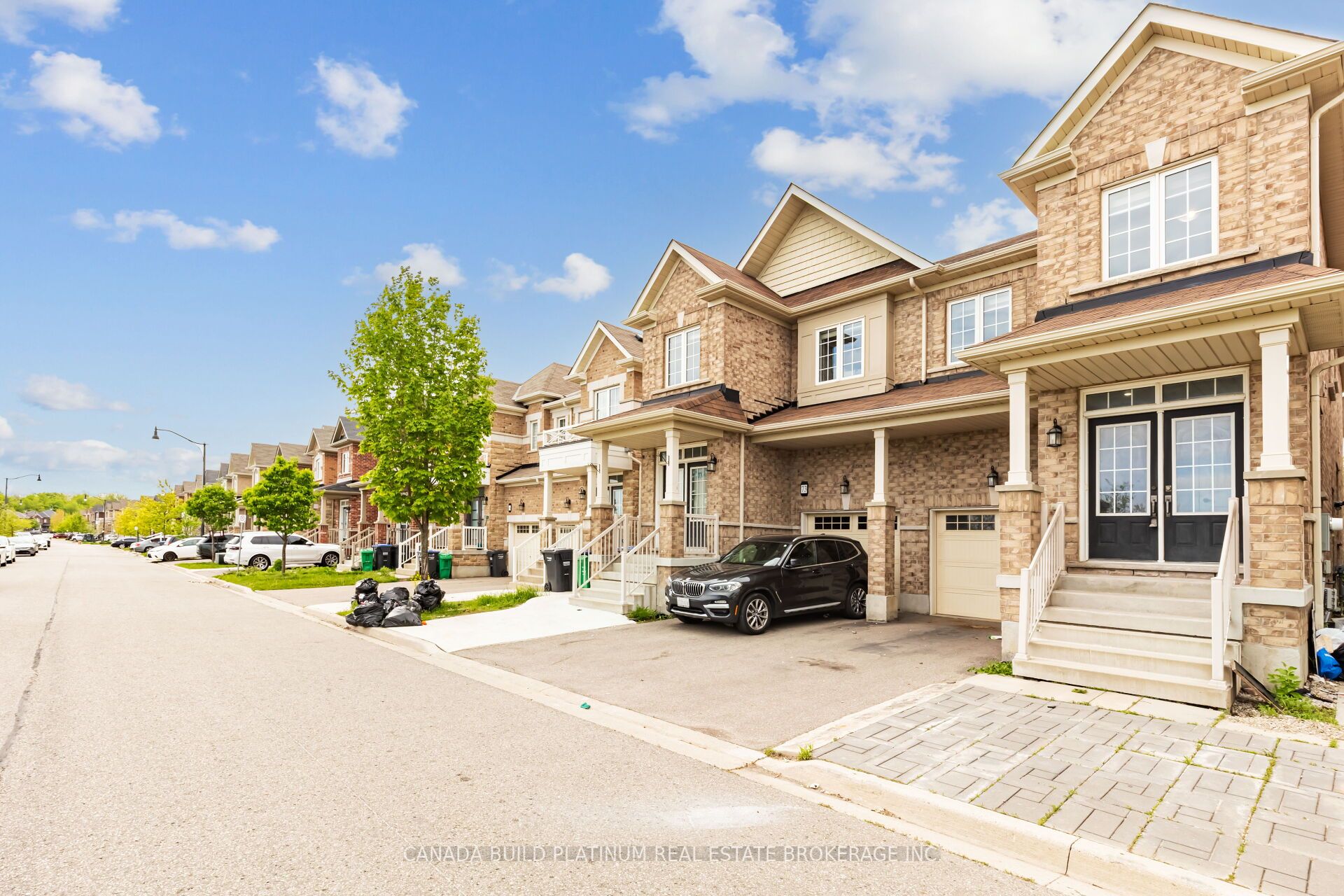 75 Baffin Crescent Property Photo 4