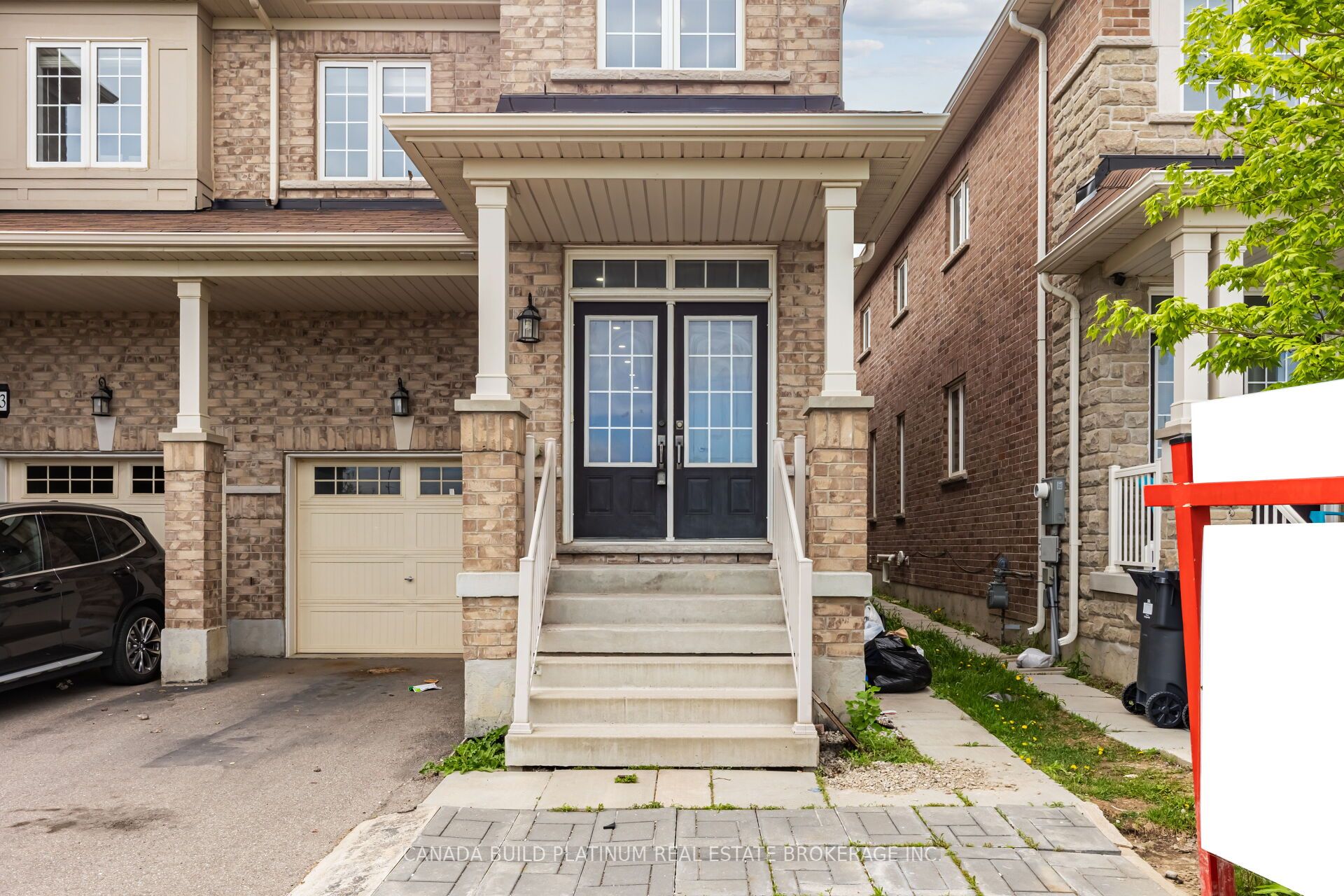 75 Baffin Crescent Property Photo 5