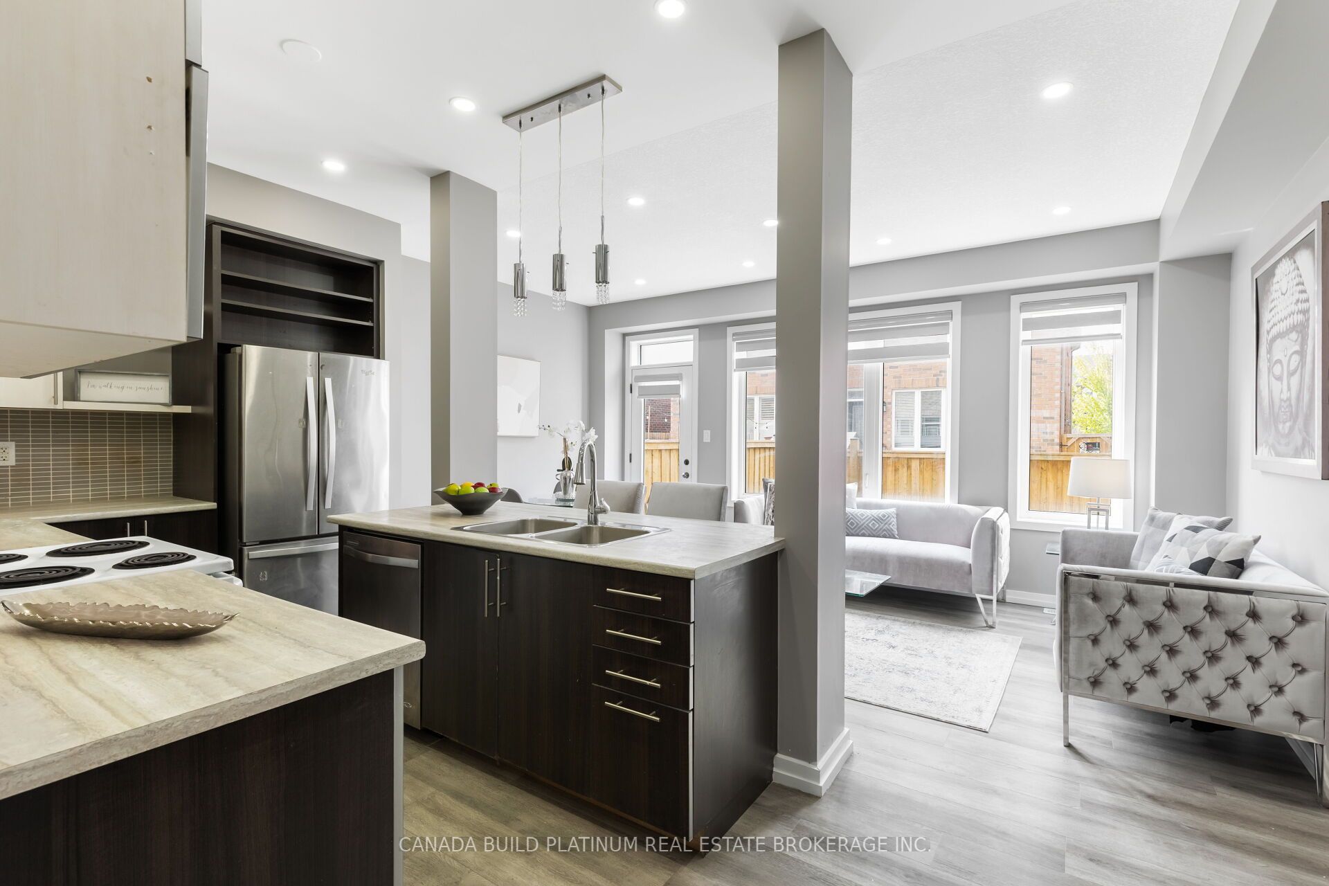 75 Baffin Crescent Property Photo 8