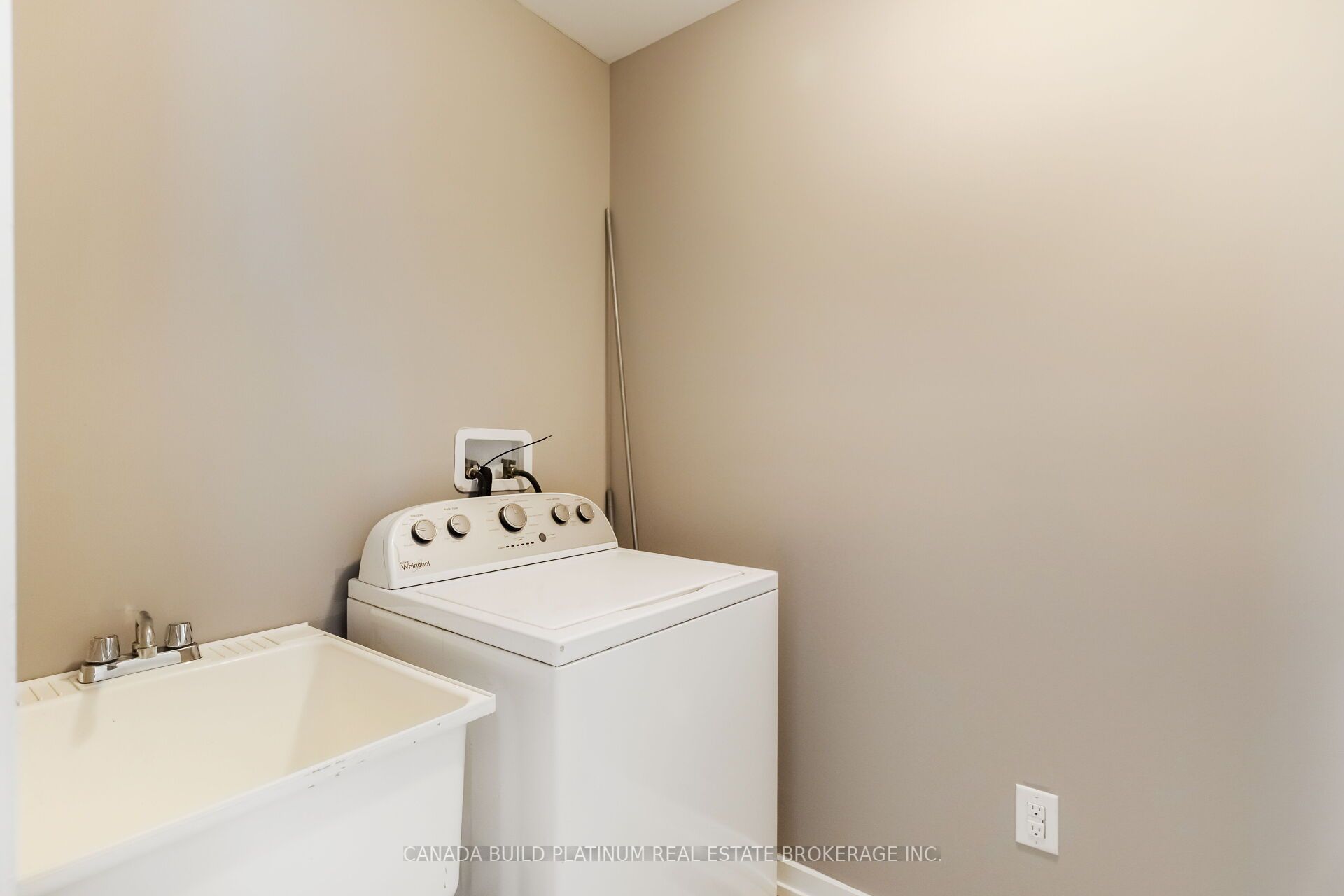 75 Baffin Crescent Property Photo 39