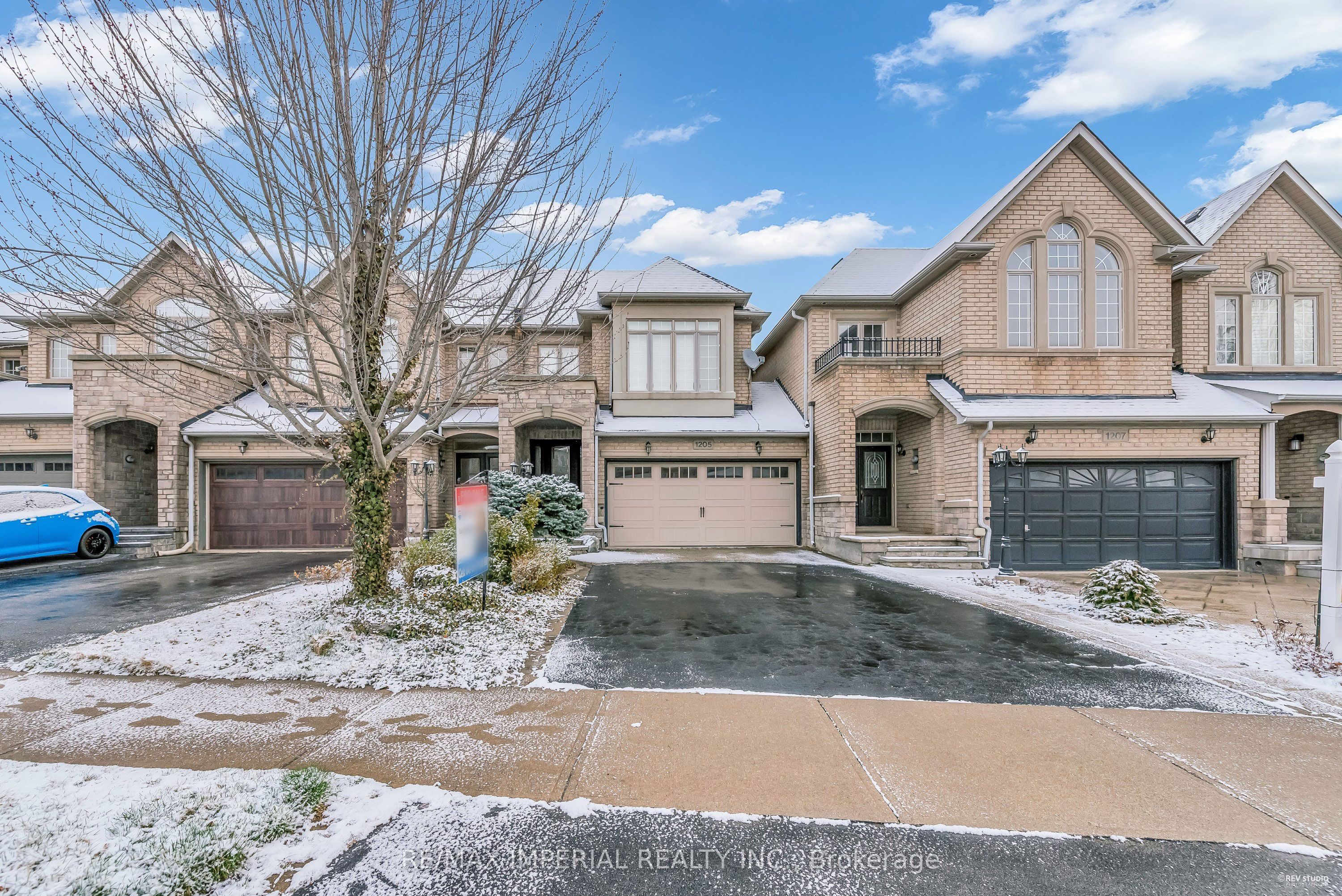 1205 Agram Drive Property Photo 1
