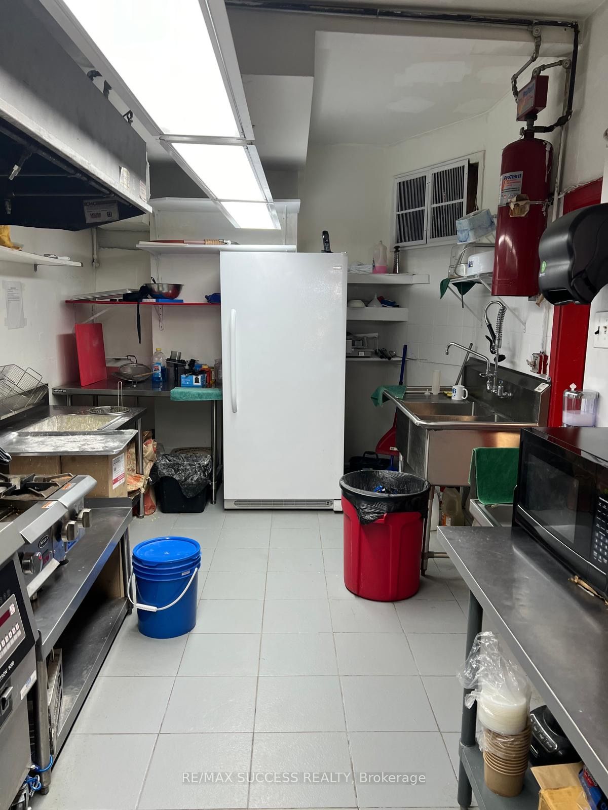 876 Brown's Line Property Photo 8