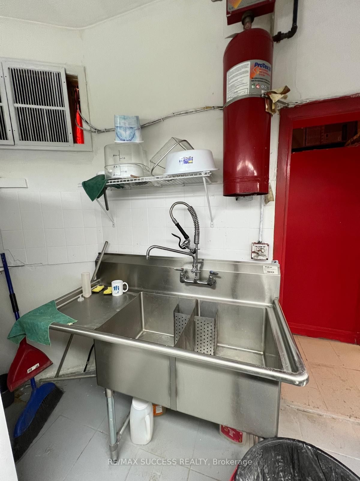 876 Brown's Line Property Photo 11