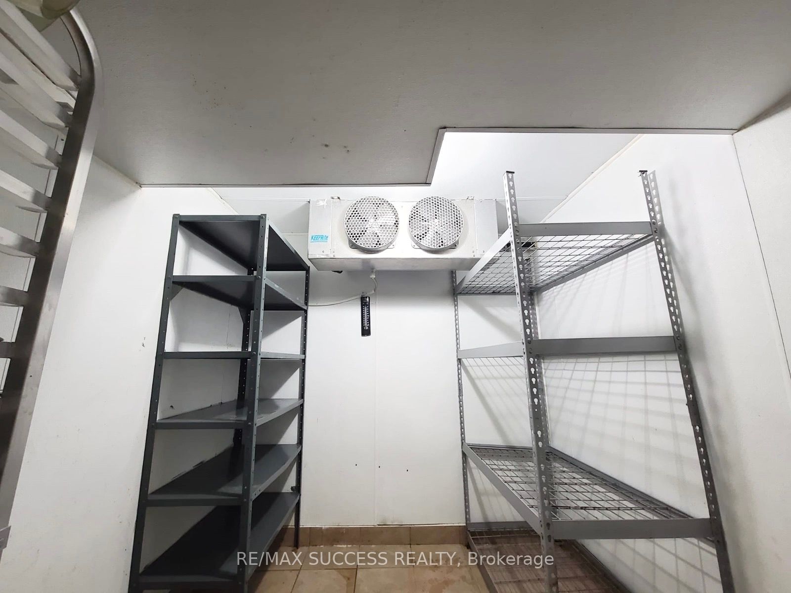 876 Brown's Line Property Photo 31