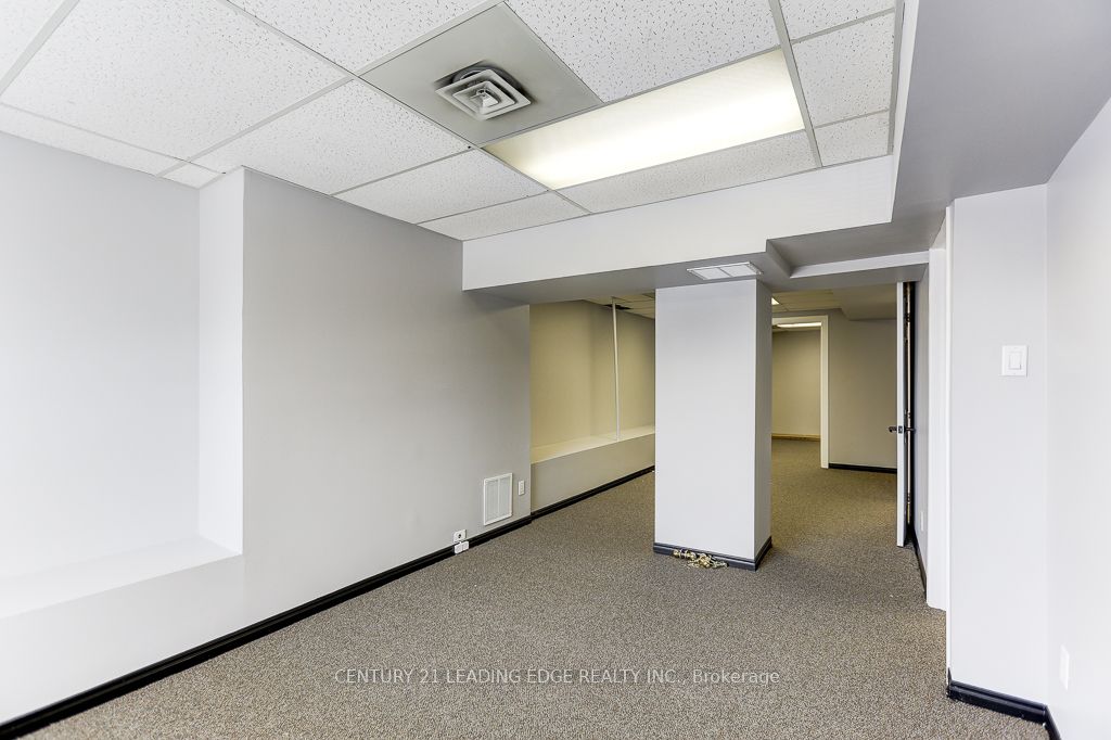 #10 - Ground Floor - 800 Arrow Road Property Photo 5