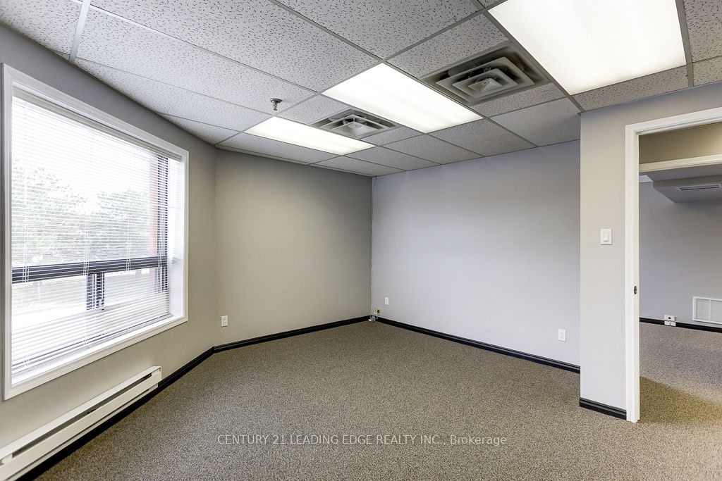 #10 - Ground Floor - 800 Arrow Road Property Photo 12
