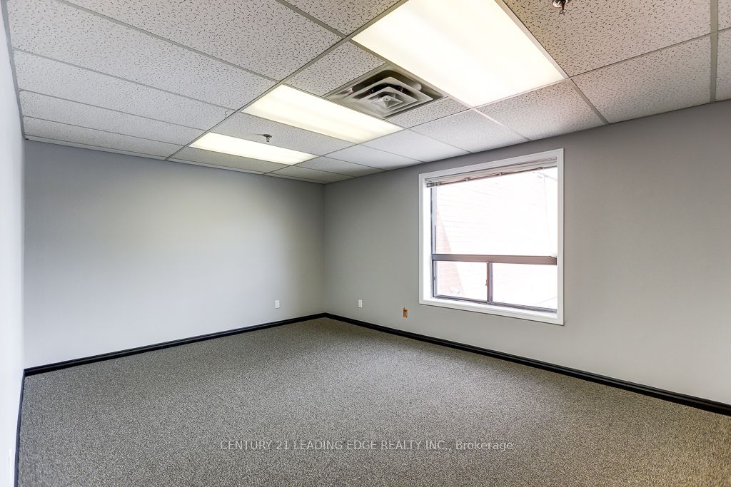 #10 - Ground Floor - 800 Arrow Road Property Photo 13