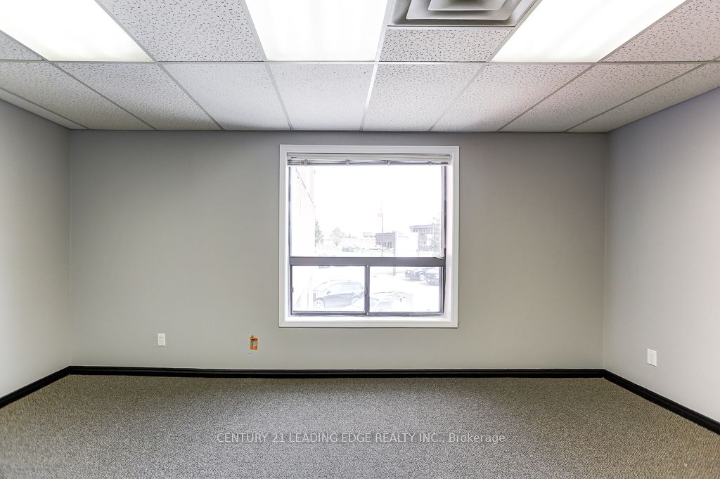 #10 - Ground Floor - 800 Arrow Road Property Photo 14
