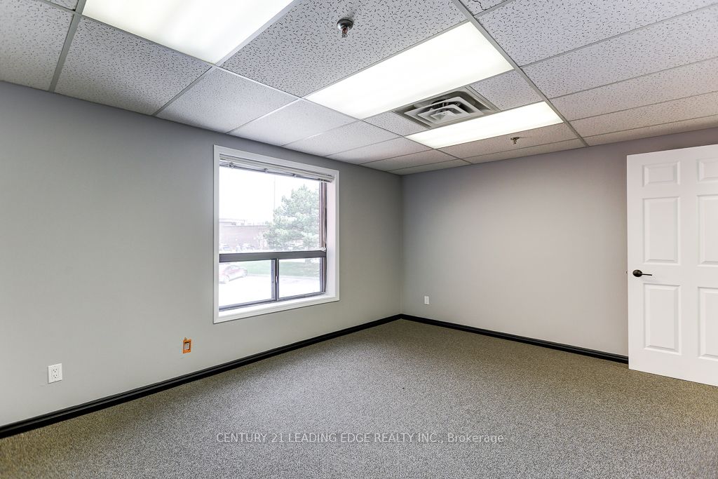 #10 - Ground Floor - 800 Arrow Road Property Photo 15