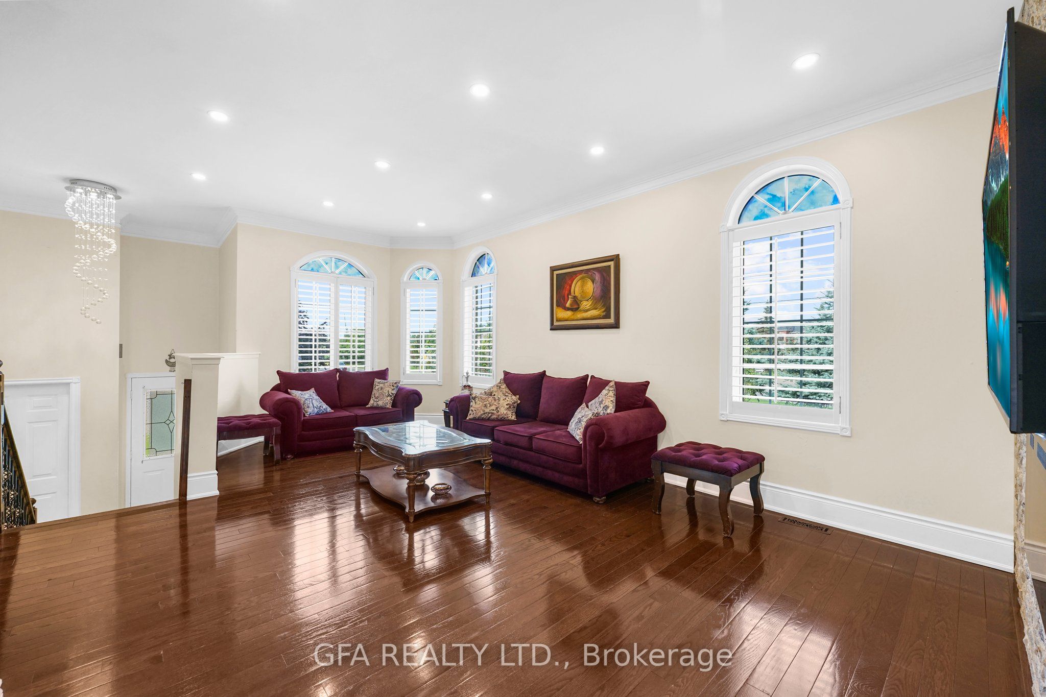 7349 Zinnia Place Property Photo 2