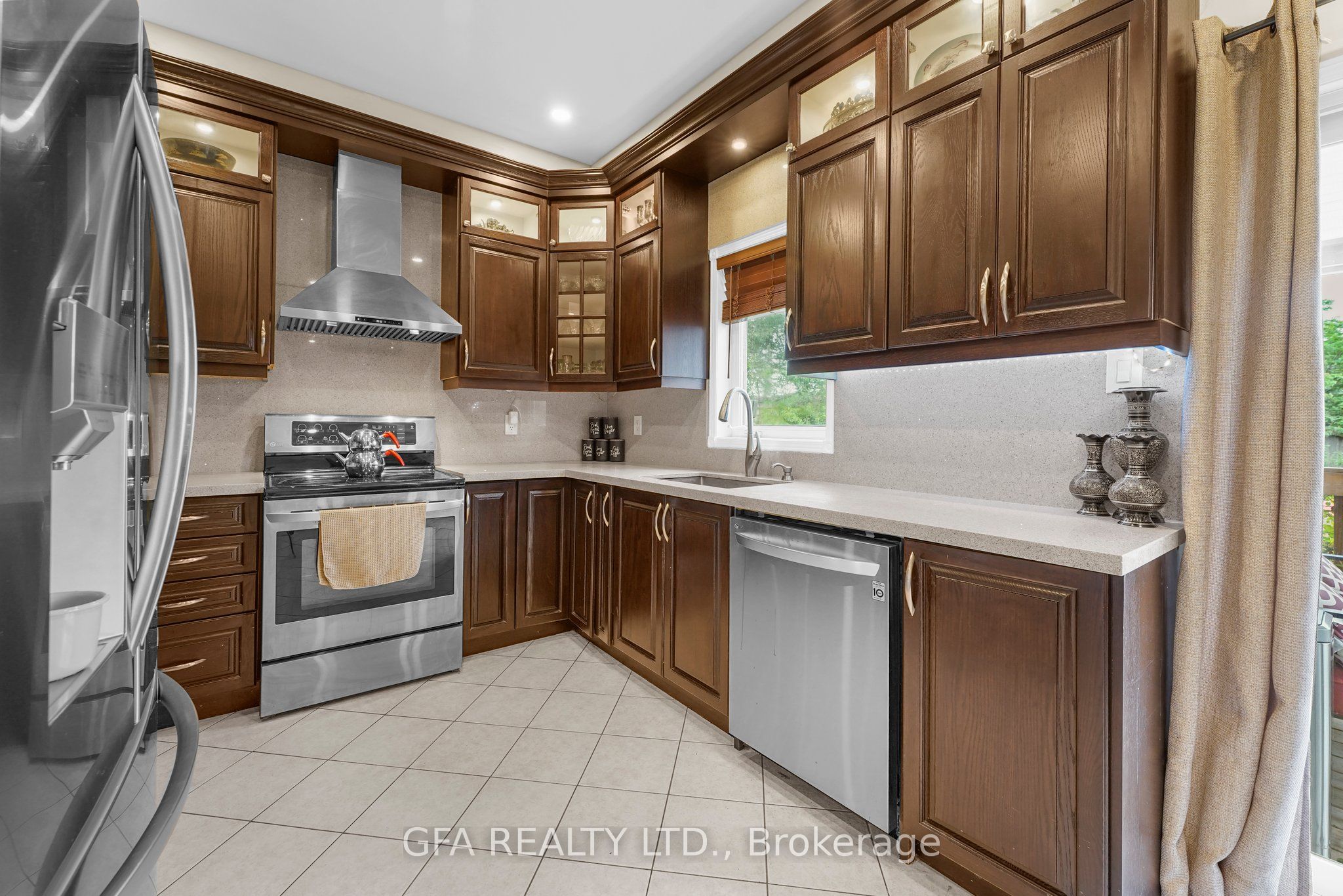 7349 Zinnia Place Property Photo 15