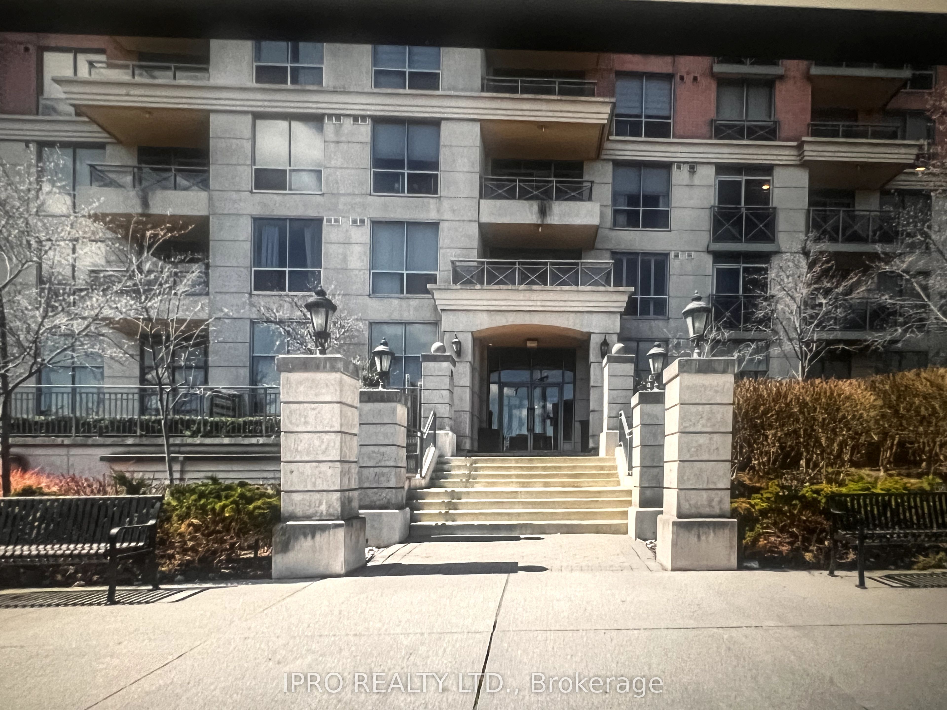 5229 Dundas Street W 1901 Property Photo 4