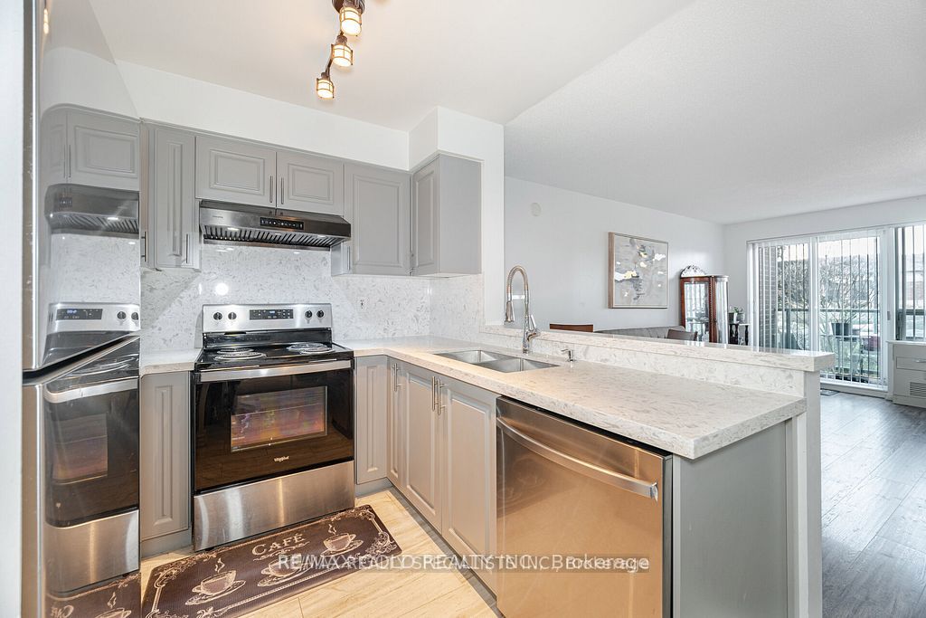 25 Via Rosedale Way 108 Property Photo 14
