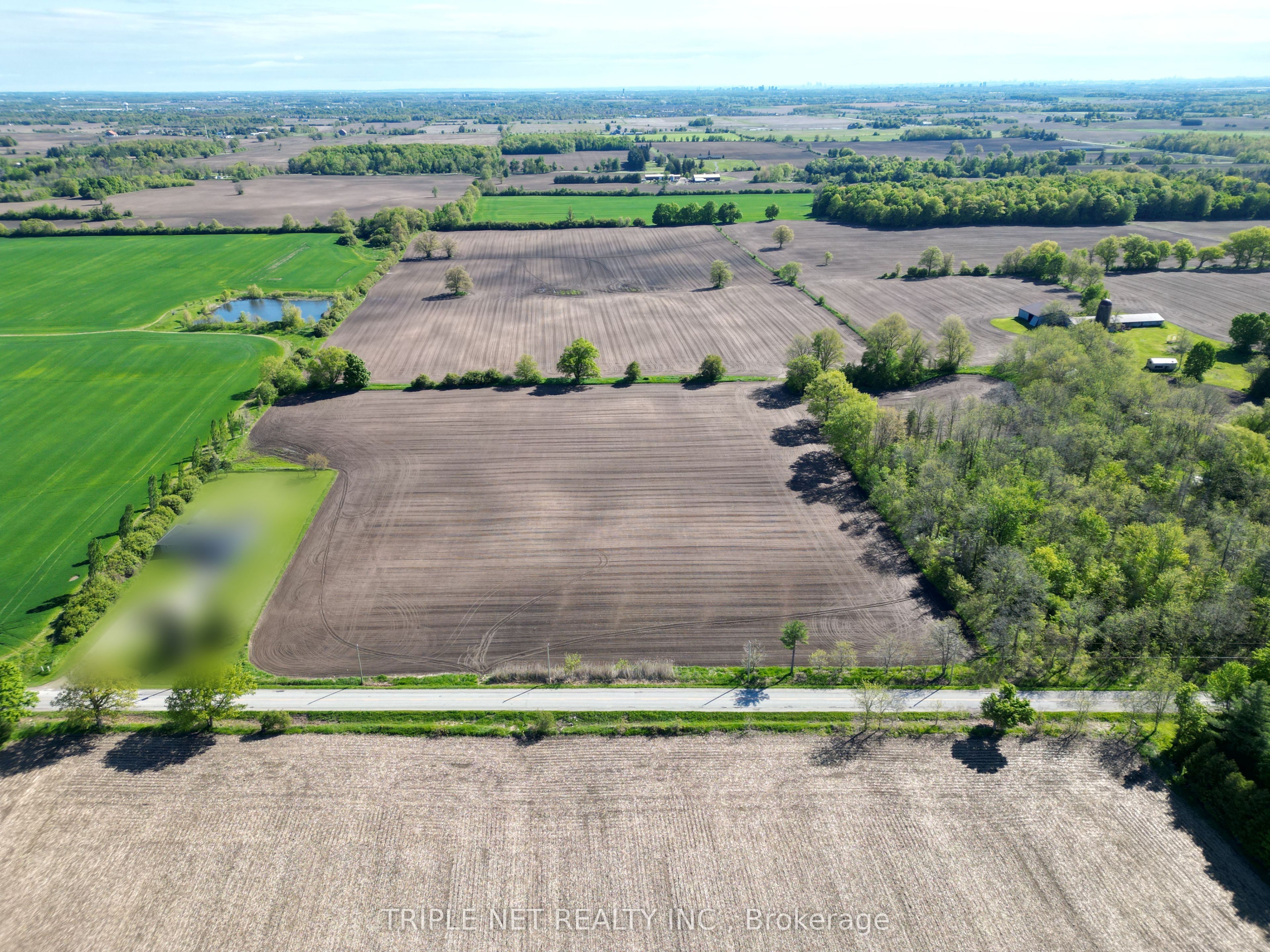 10330 5 Line Property Photo 1