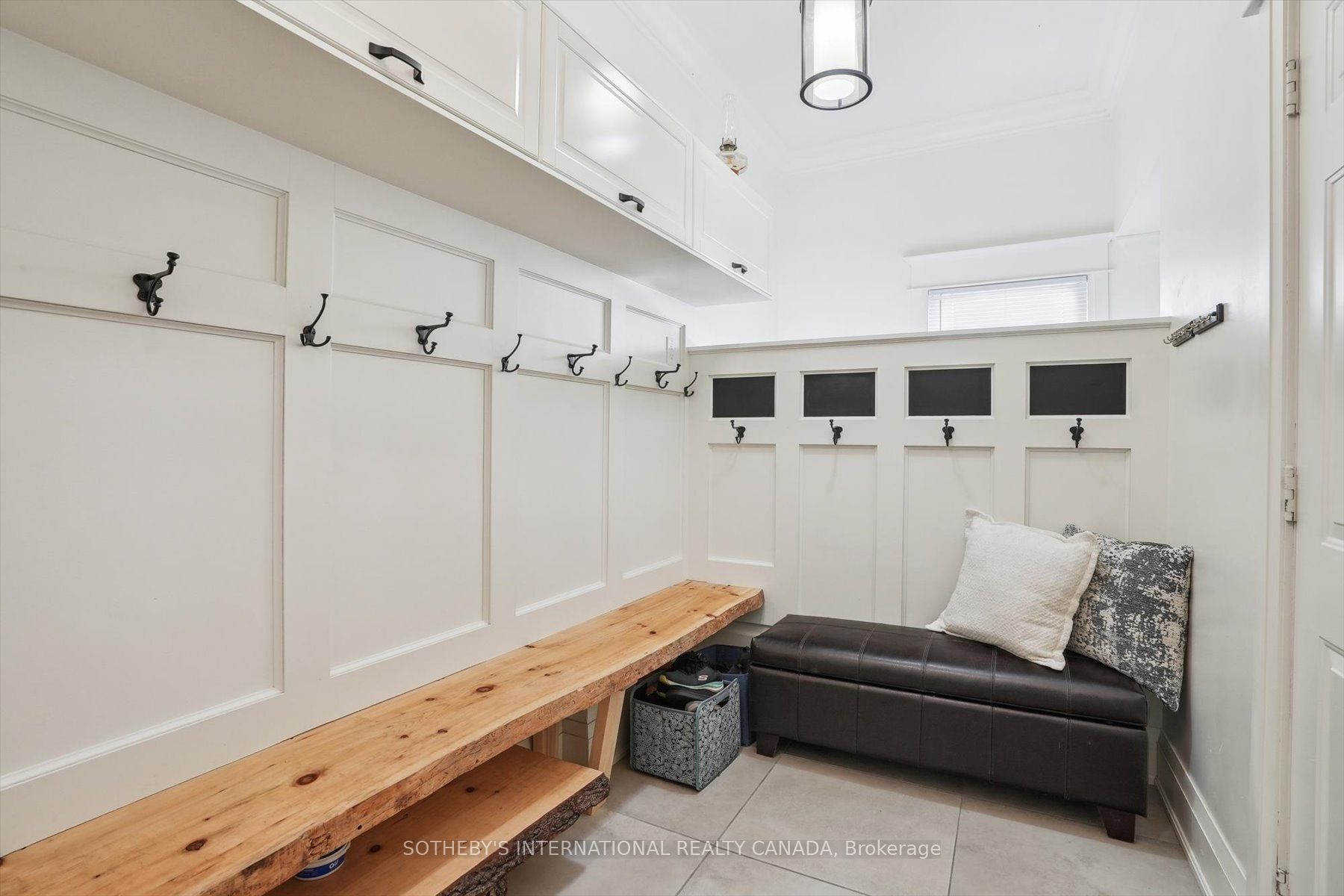 1662 Roundleaf Court Property Photo 19