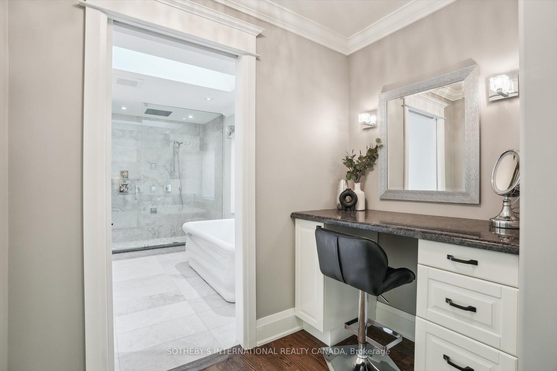 1662 Roundleaf Court Property Photo 21