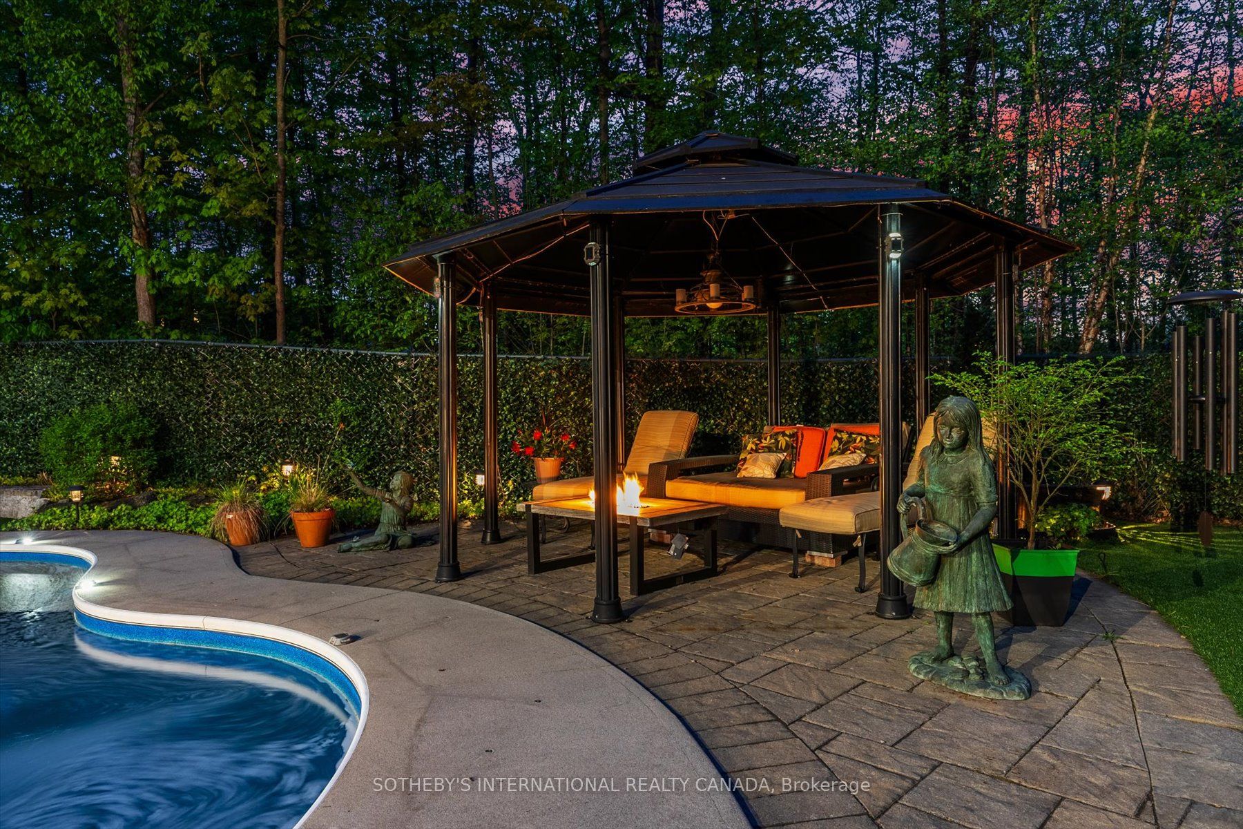 1662 Roundleaf Court Property Photo 45