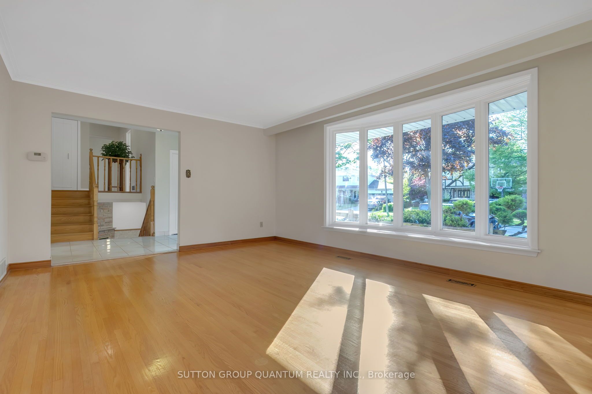 951 Streamway Crescent Property Photo 11