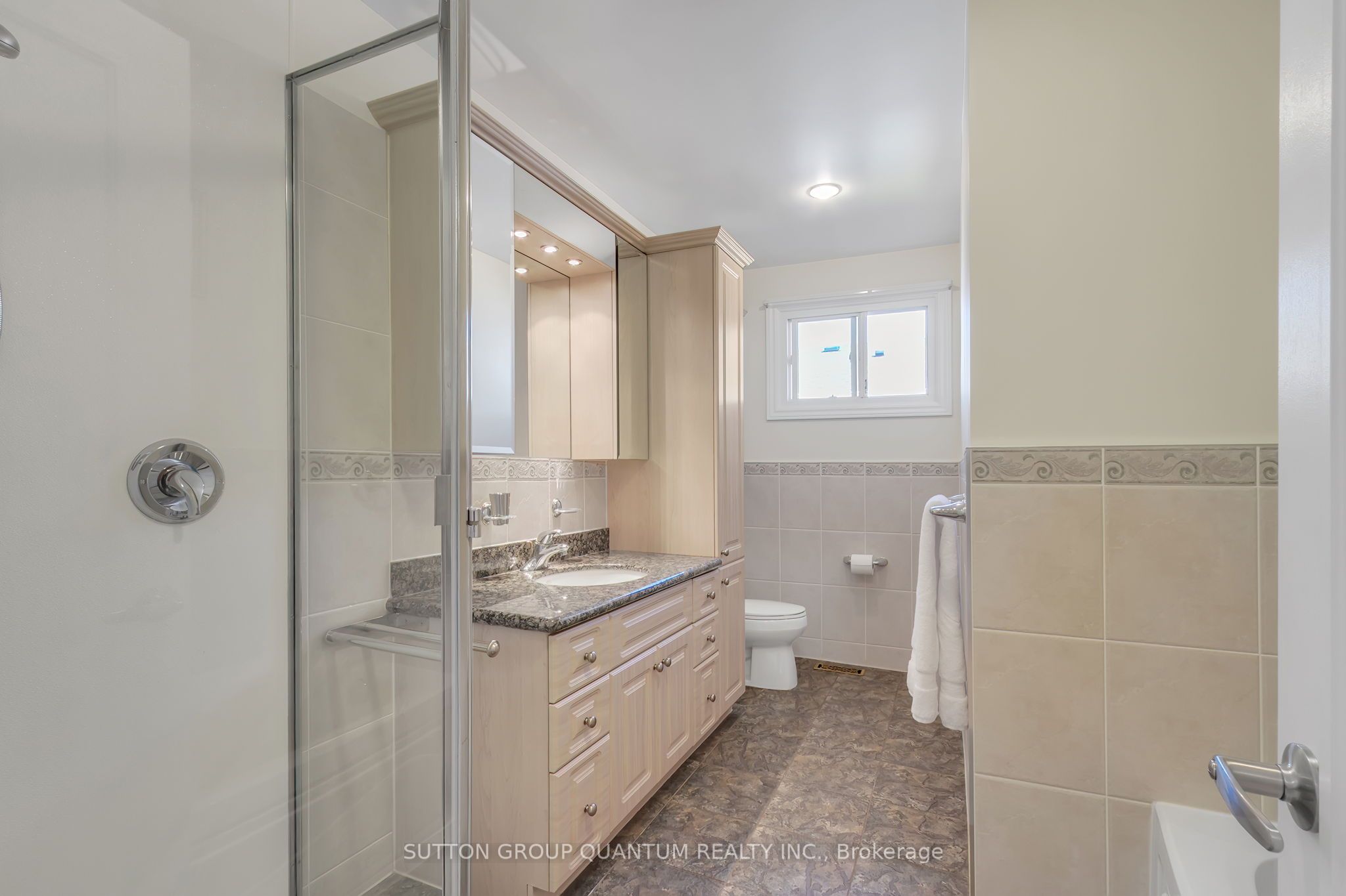 951 Streamway Crescent Property Photo 29
