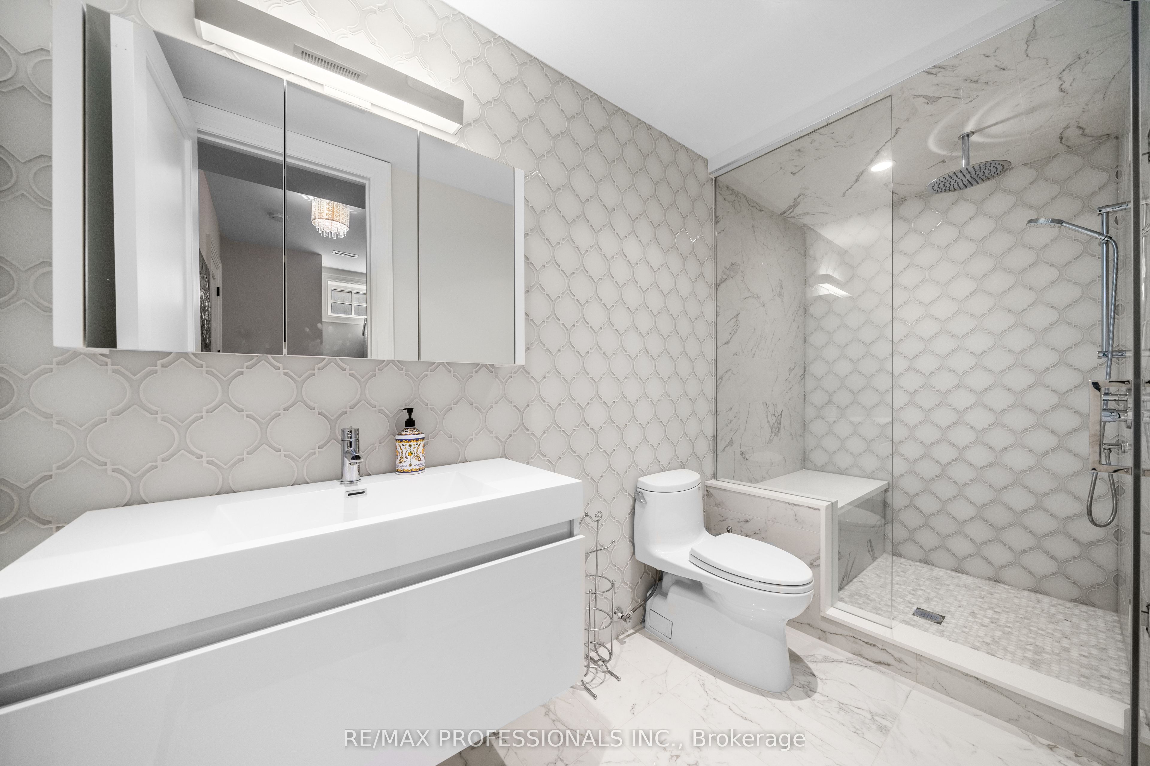 1285 Minaki Road Property Photo 25