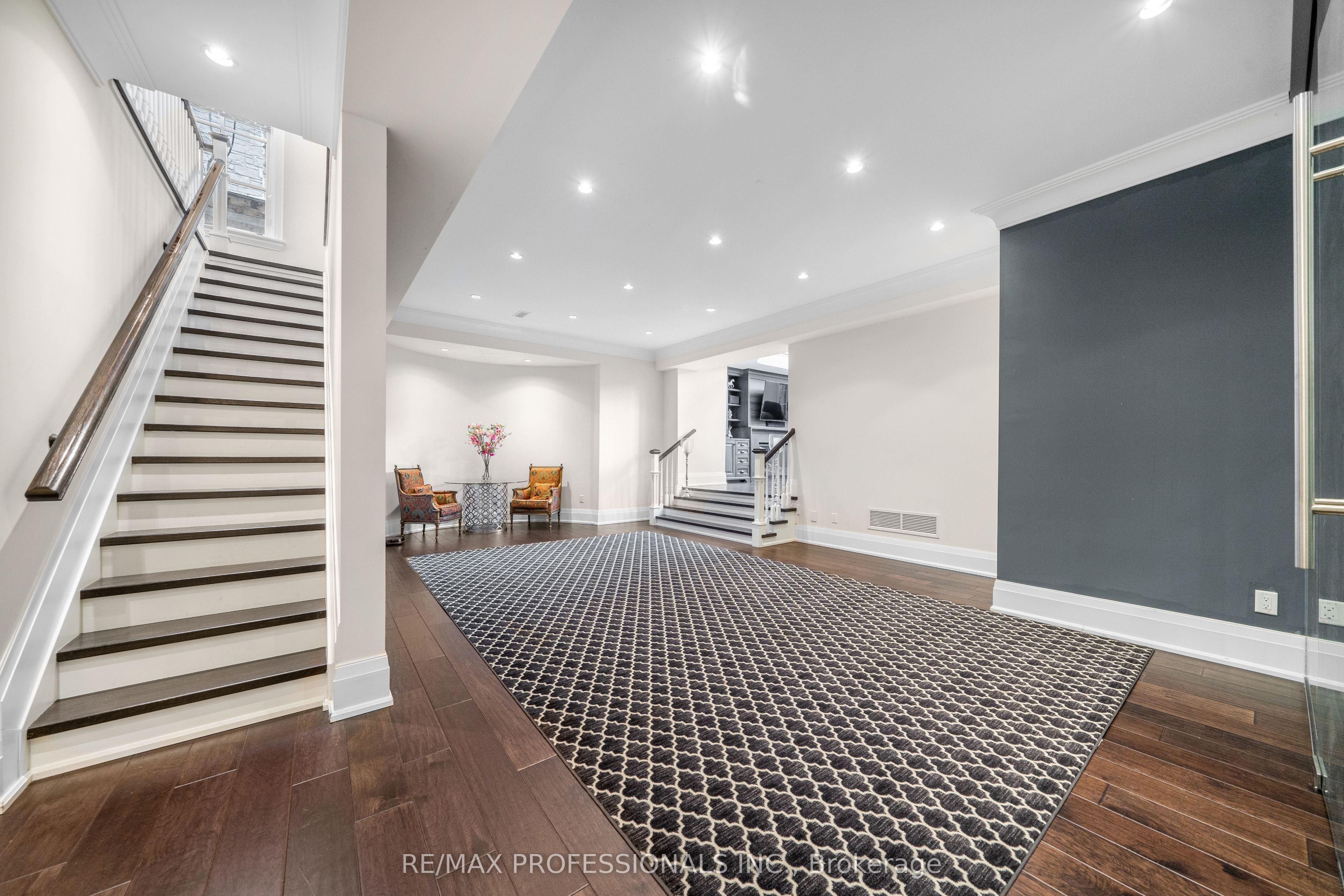 1285 Minaki Road Property Photo 27