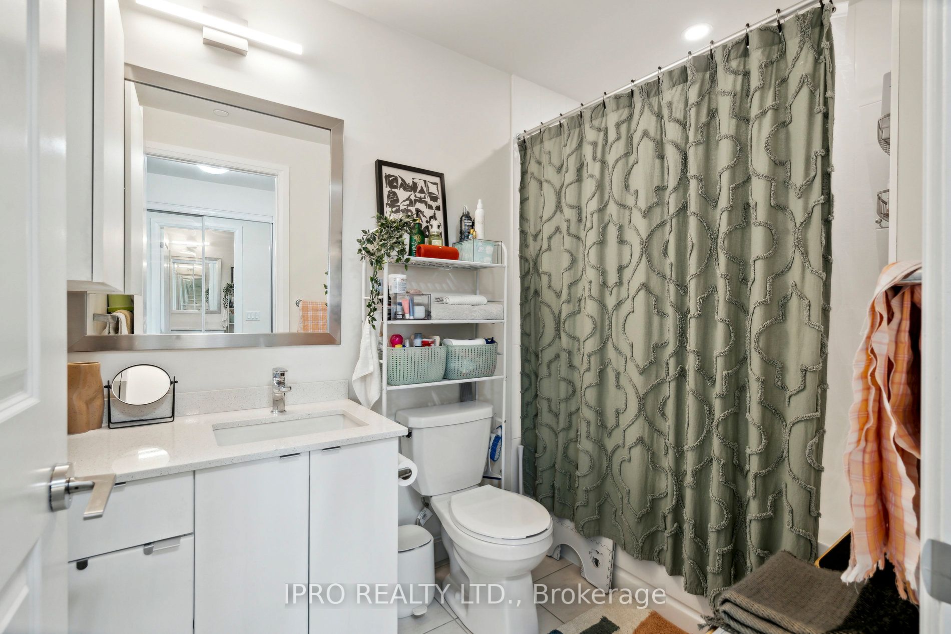 #706 - 50 Thomas Riley Road Property Photo 14