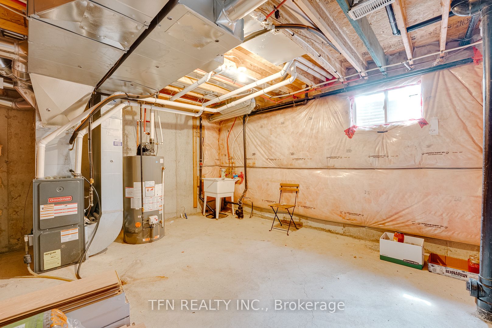 2360 Treversh Common Property Photo 28