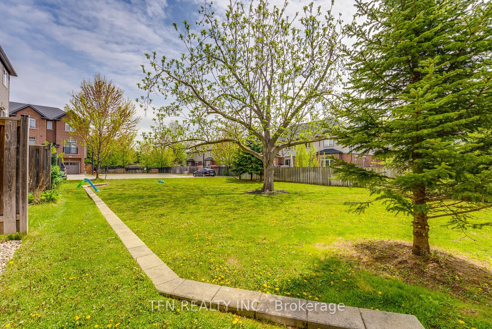 2360 Treversh Common Property Photo 32