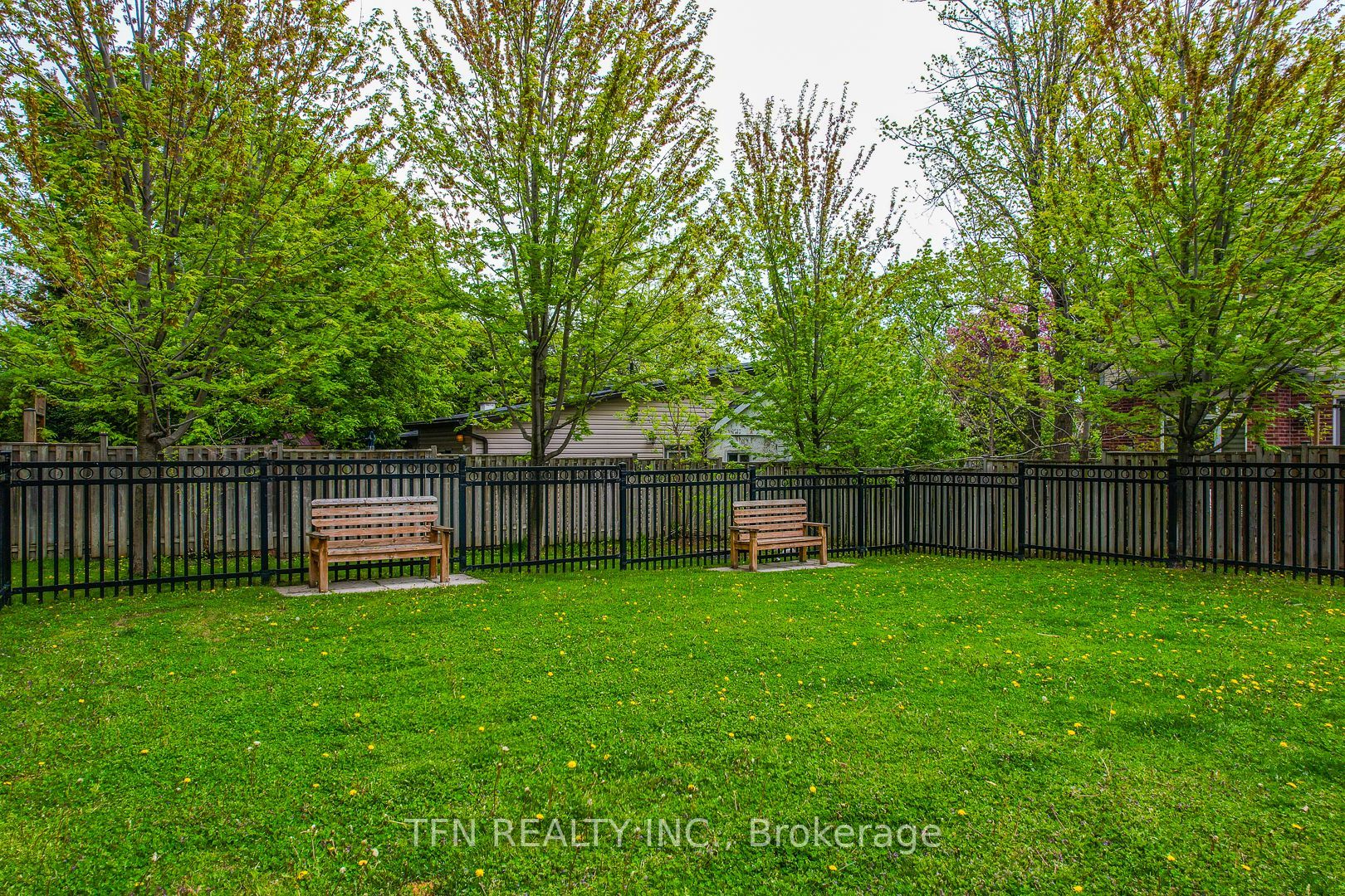 2360 Treversh Common Property Photo 39
