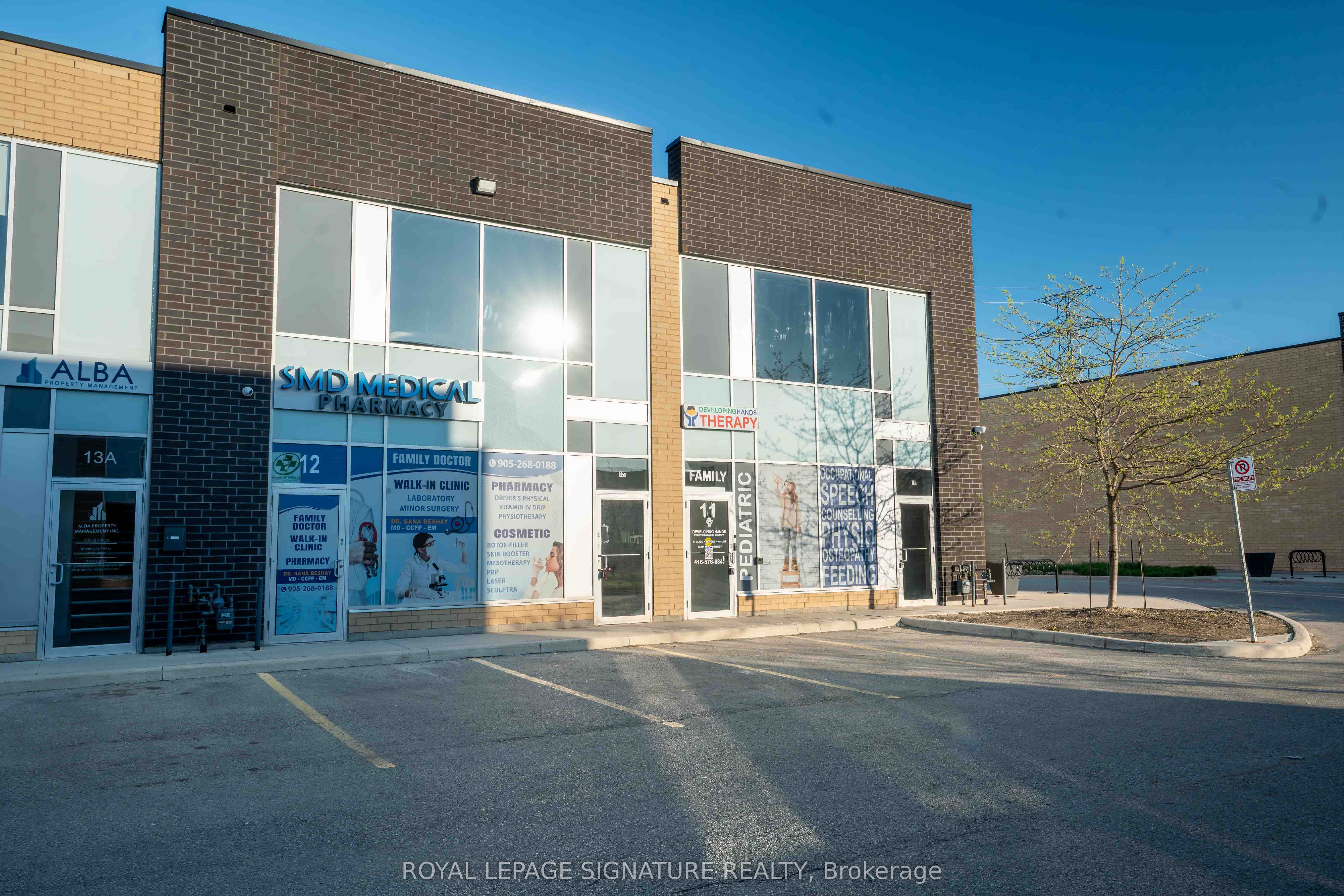 1235 Queensway N/a E 11a Property Photo 7
