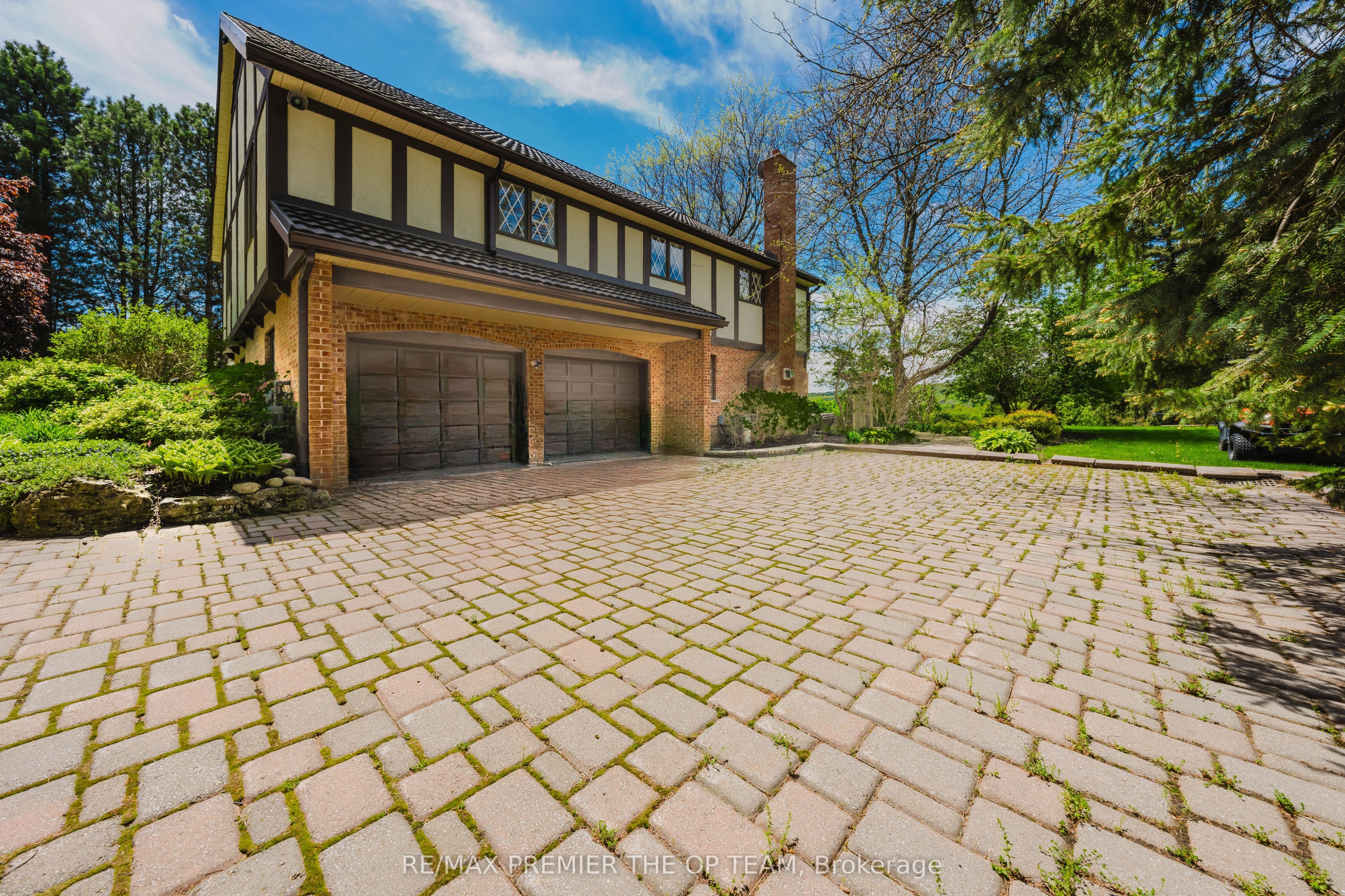 18 Ingleview Dr