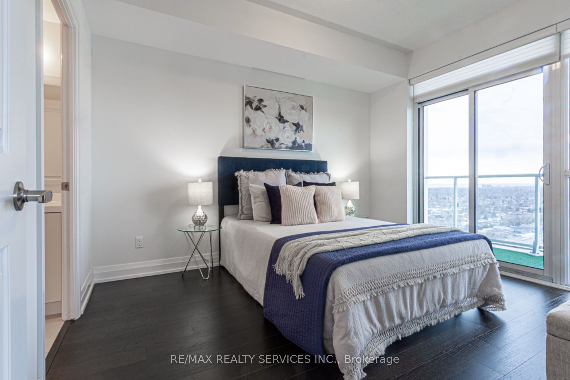 #1911 - 65 Speers Road Property Photo 20