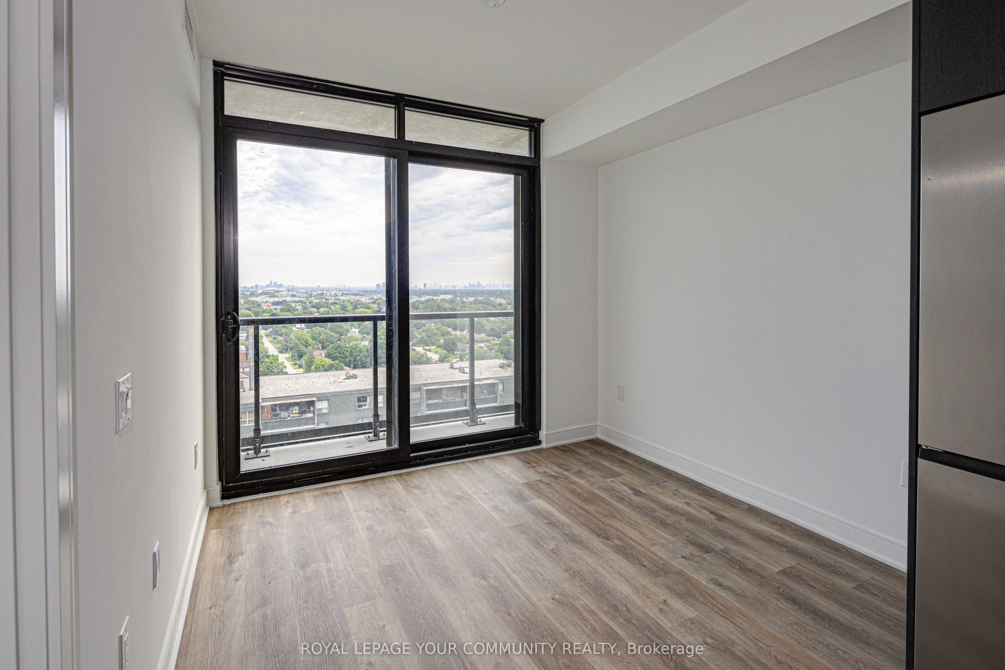 86 Dundas Street E 1509 Property Photo 10