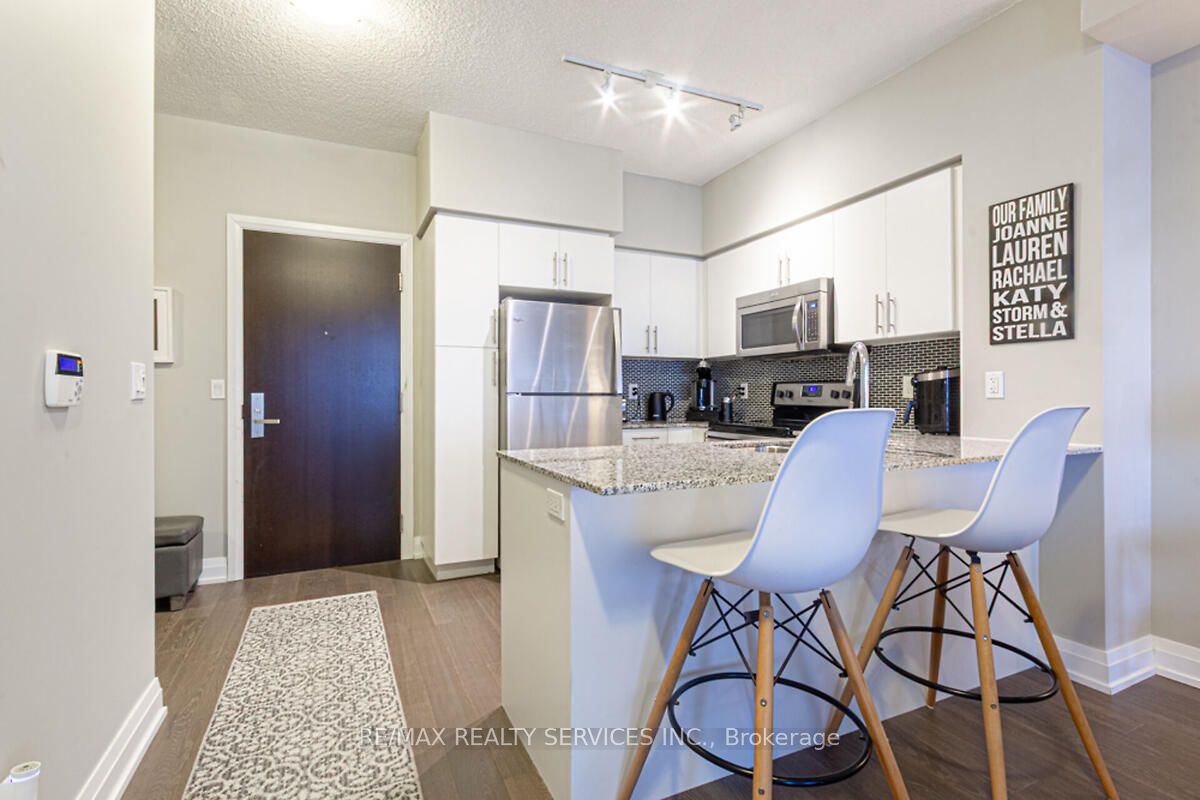 #1507 - 65 Speers Road Property Photo 11