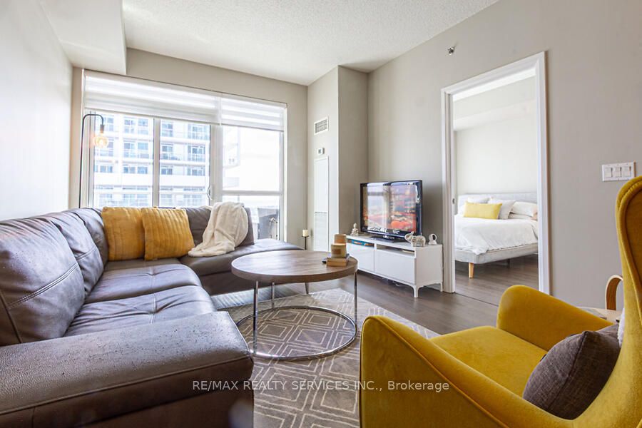 #1507 - 65 Speers Road Property Photo 15
