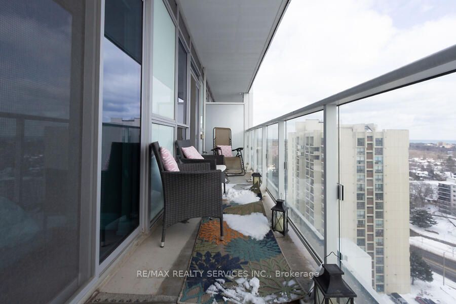 #1507 - 65 Speers Road Property Photo 22