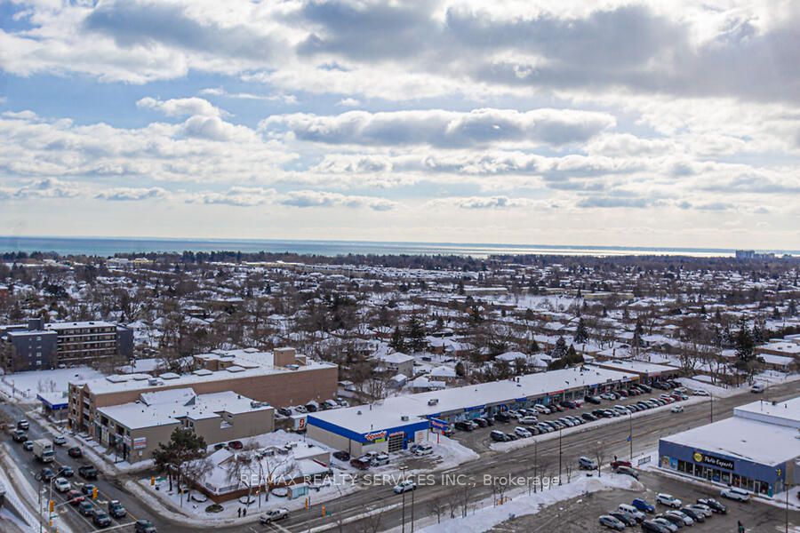 #1507 - 65 Speers Road Property Photo 23