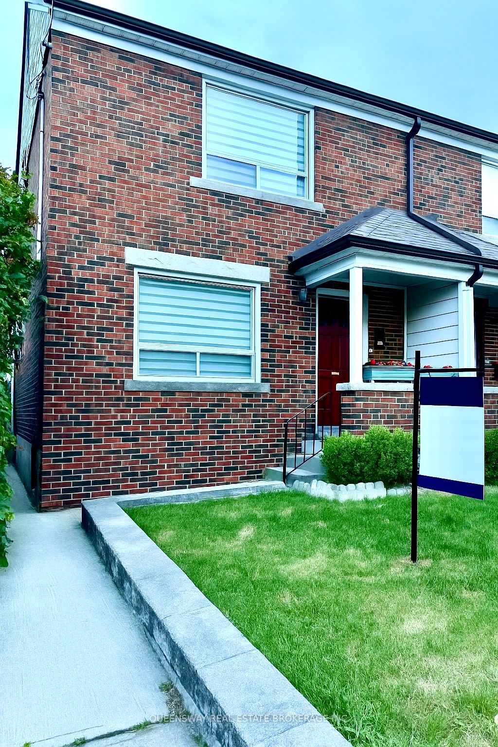 420 Jane Street Property Photo 1