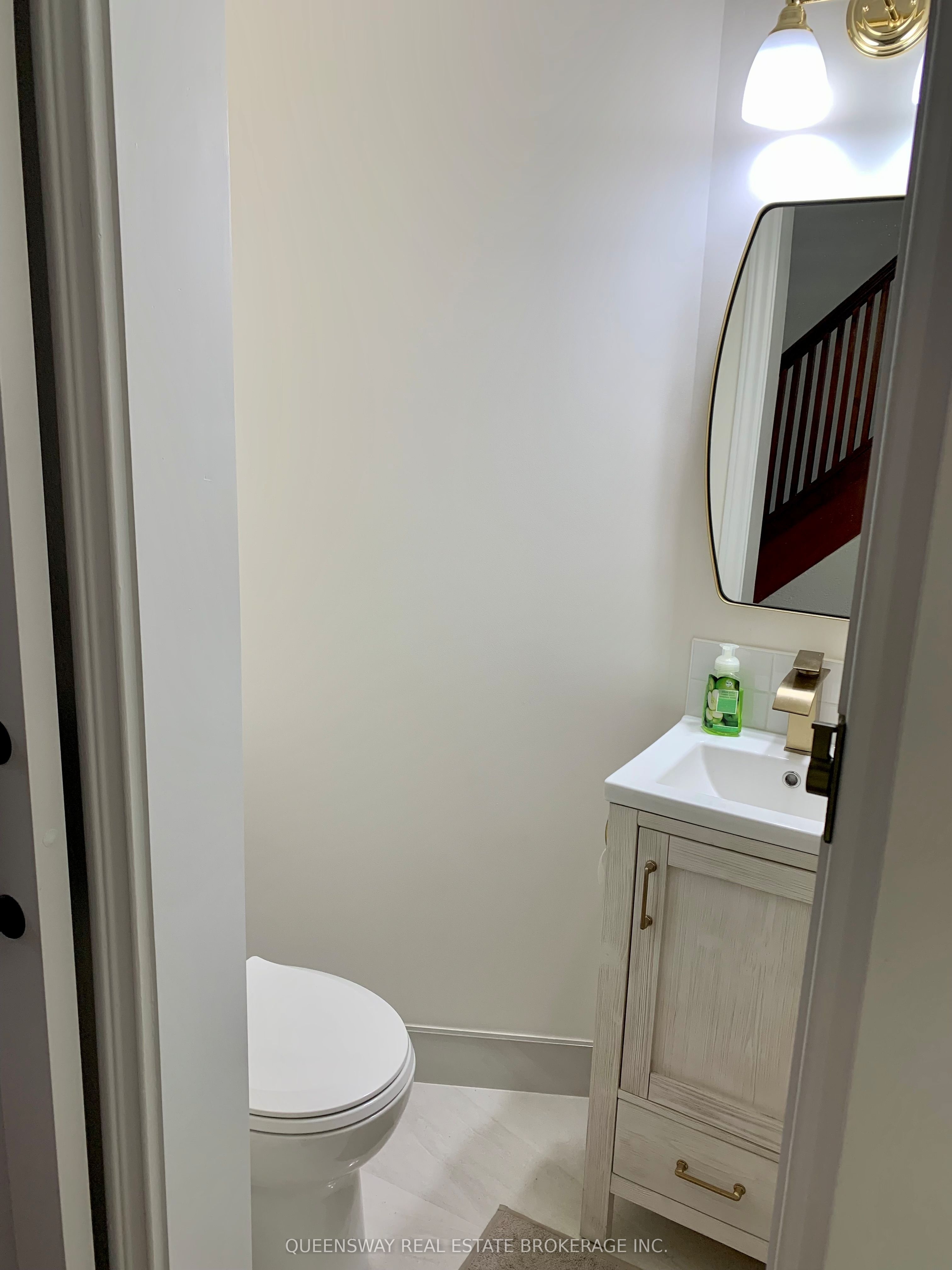 420 Jane Street Property Photo 16