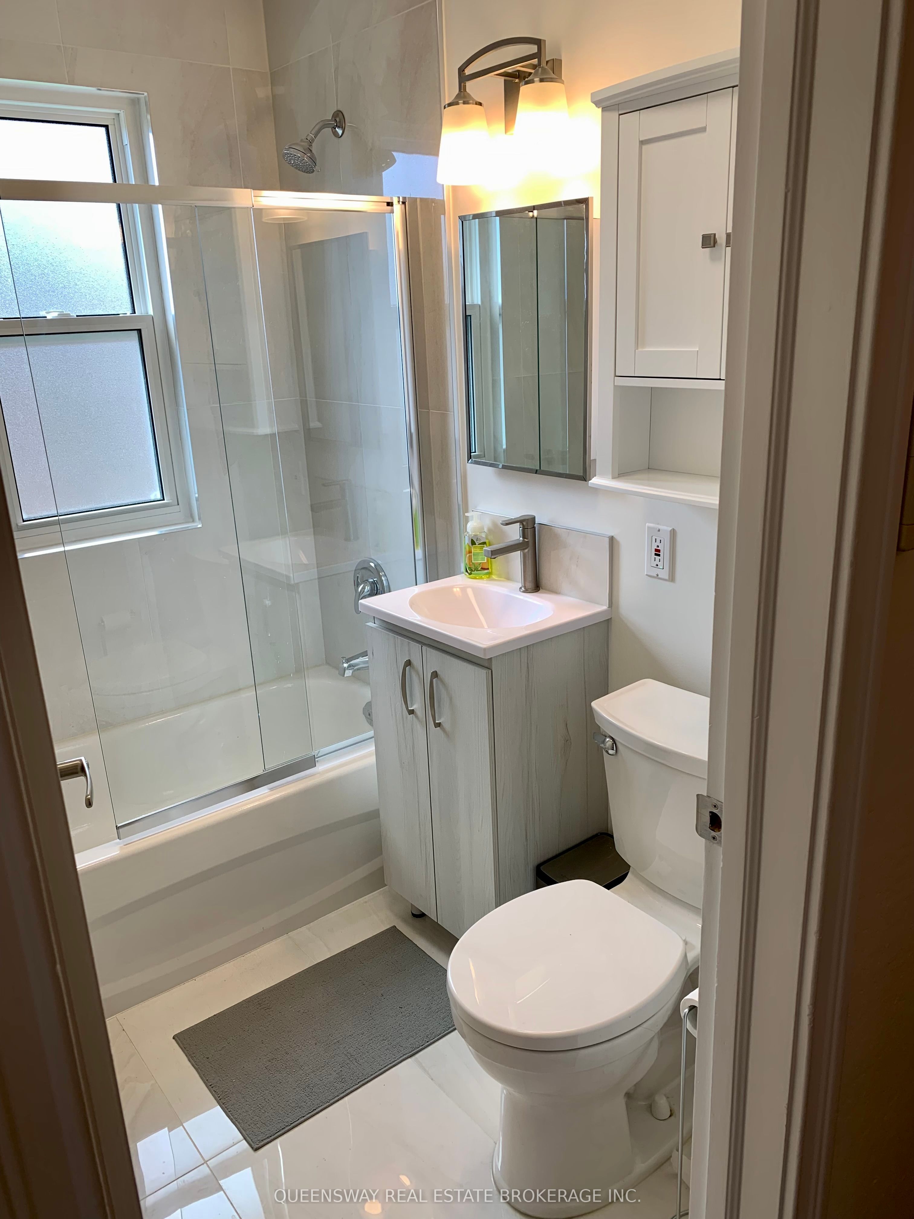 420 Jane Street Property Photo 17